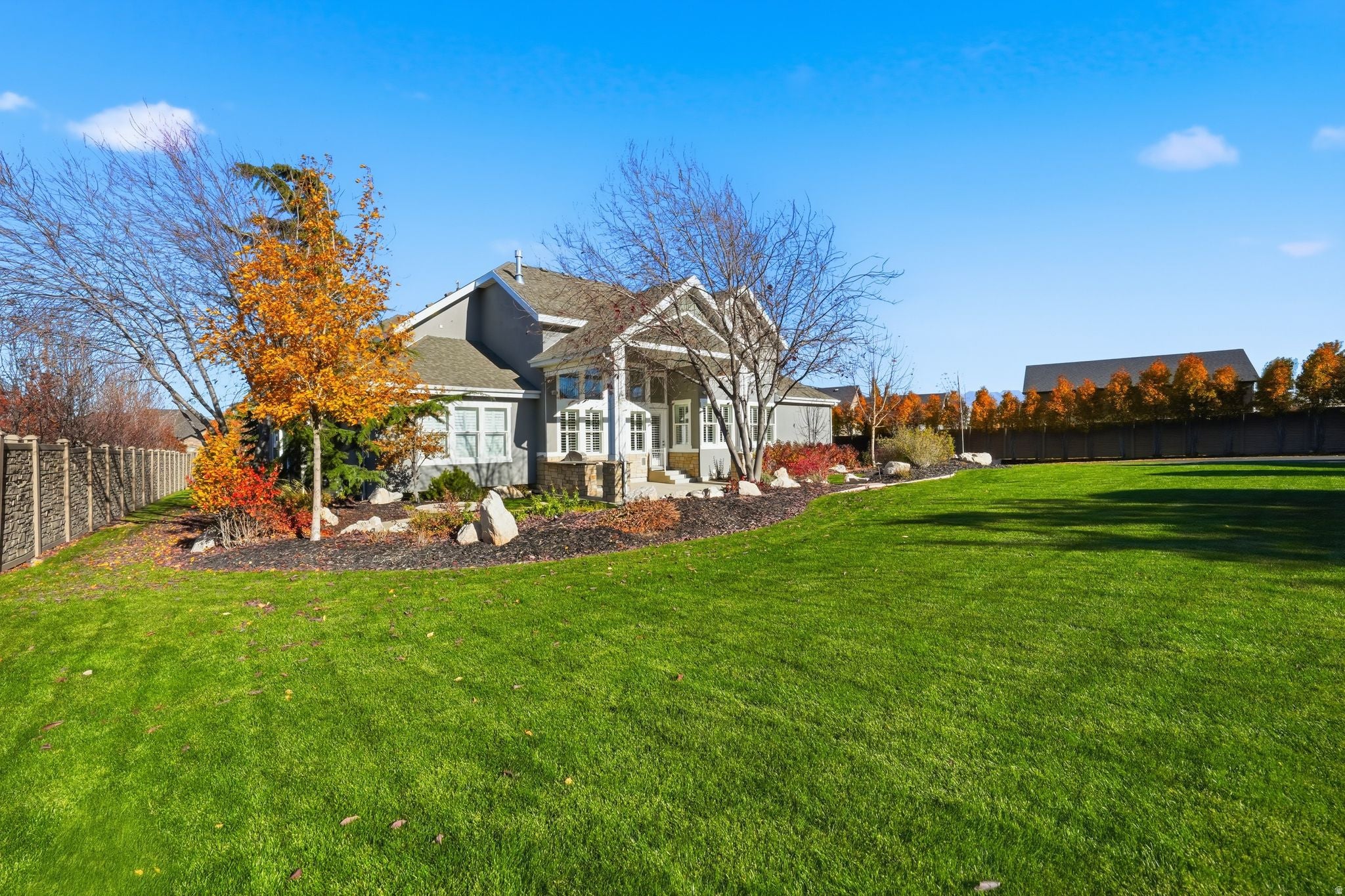 Bluffdale, Utah, 84065, United States, 7 Bedrooms Bedrooms, ,9 BathroomsBathrooms,Residential,Active,1987237