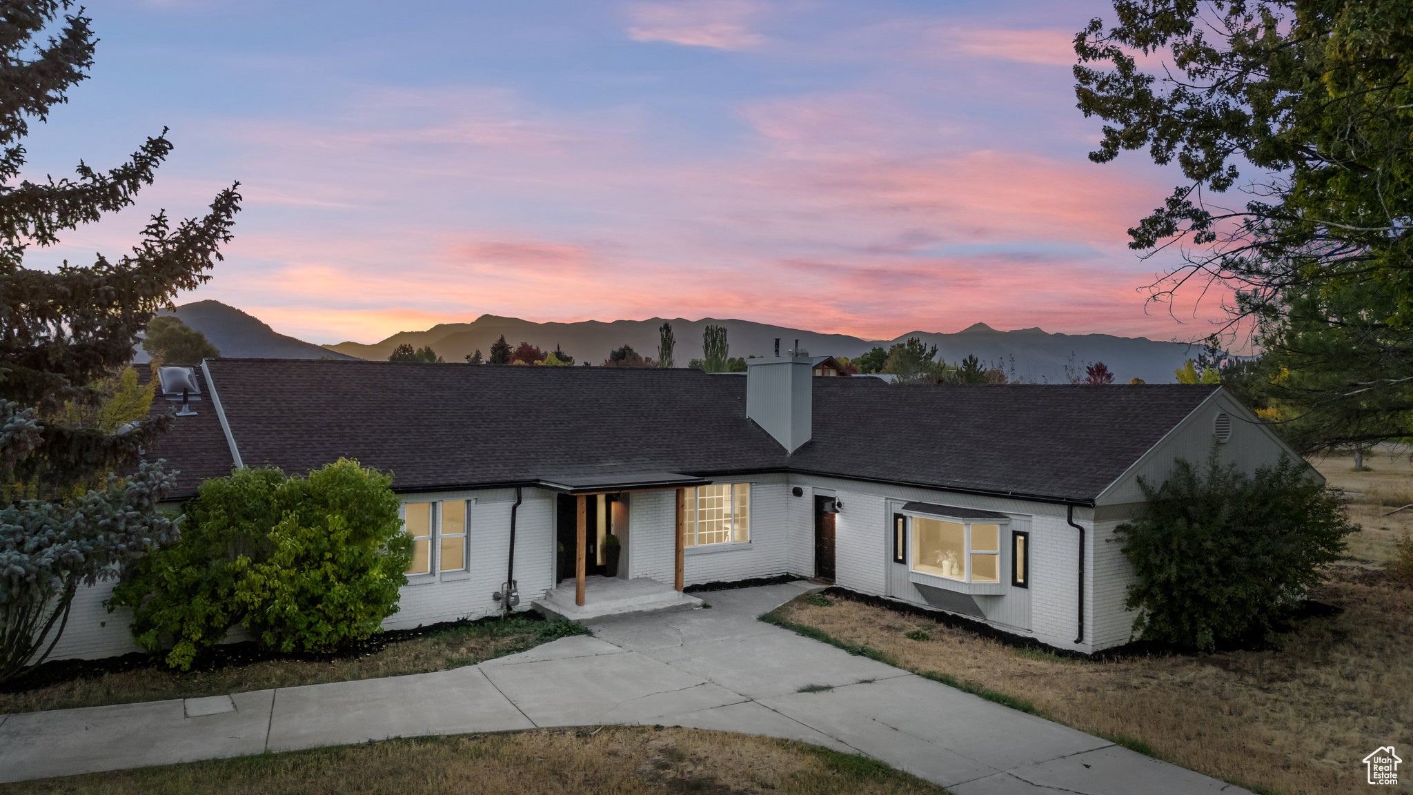 Huntsville, Utah, 84317, United States, 4 Bedrooms Bedrooms, ,3 BathroomsBathrooms,Residential,Active,1964495