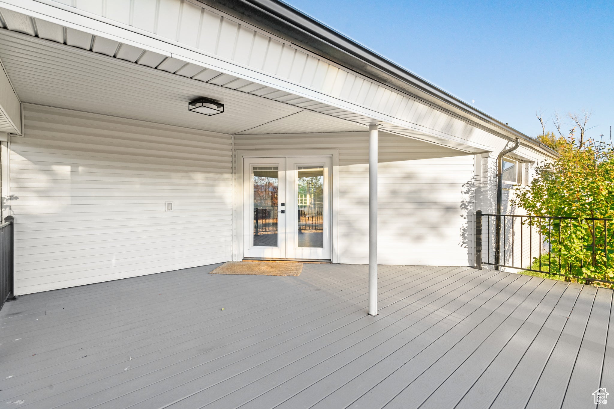 Huntsville, Utah, 84317, United States, 4 Bedrooms Bedrooms, ,3 BathroomsBathrooms,Residential,Active,1964495