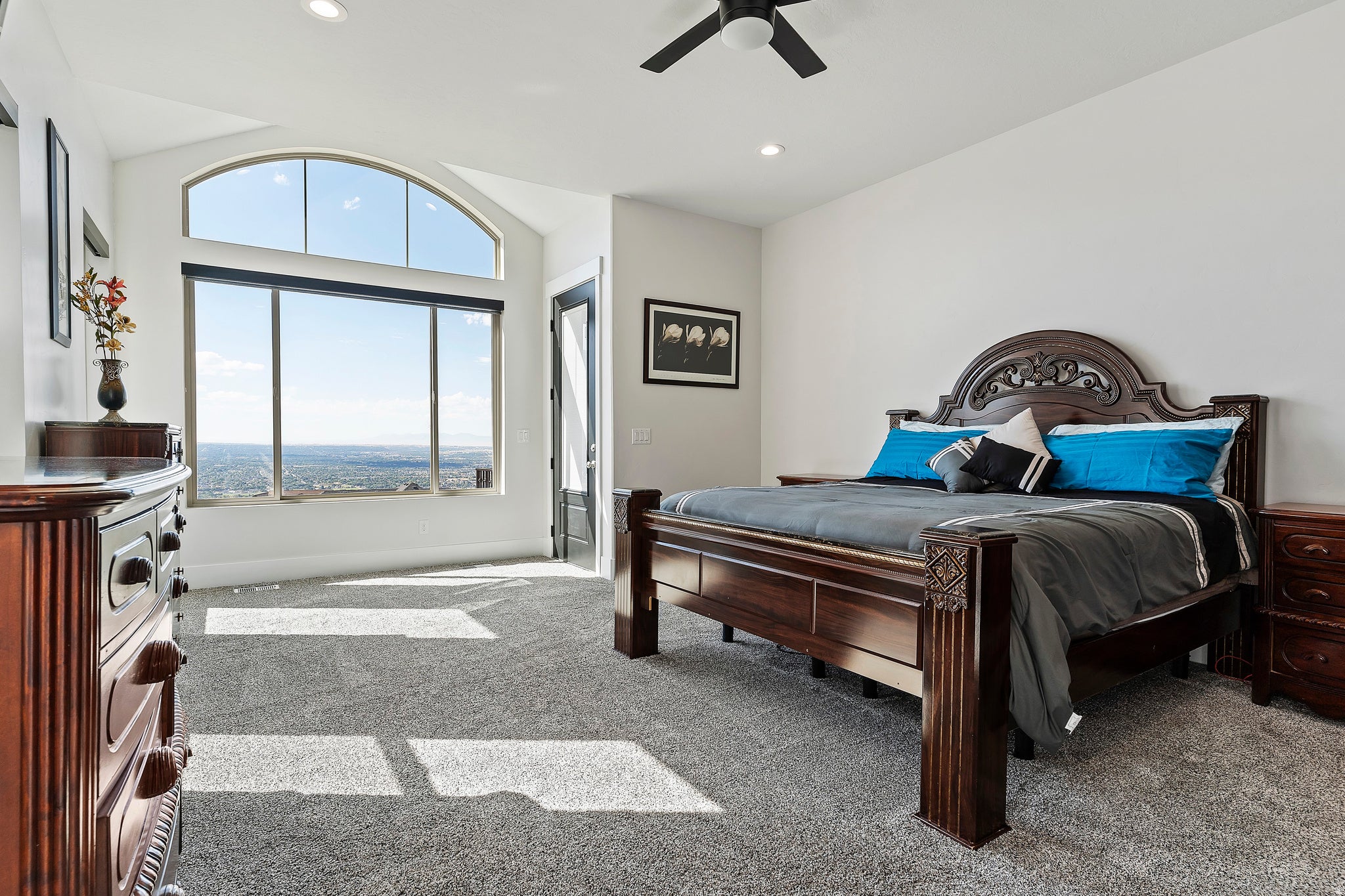 North Ogden, Utah, 84414, United States, 5 Bedrooms Bedrooms, ,5 BathroomsBathrooms,Residential,Active,1997557