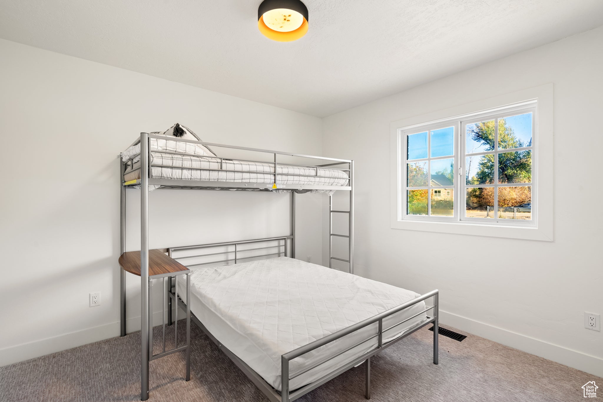 Huntsville, Utah, 84317, United States, 4 Bedrooms Bedrooms, ,3 BathroomsBathrooms,Residential,Active,1964495