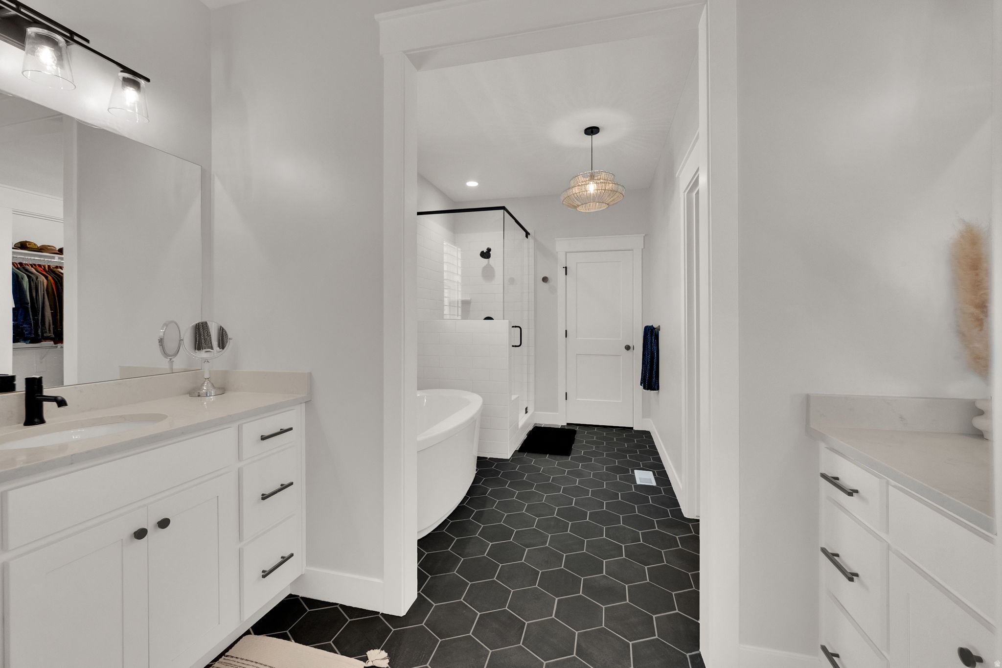 South Jordan, Utah, 84009, United States, 6 Bedrooms Bedrooms, ,5 BathroomsBathrooms,Residential,Active,2008308