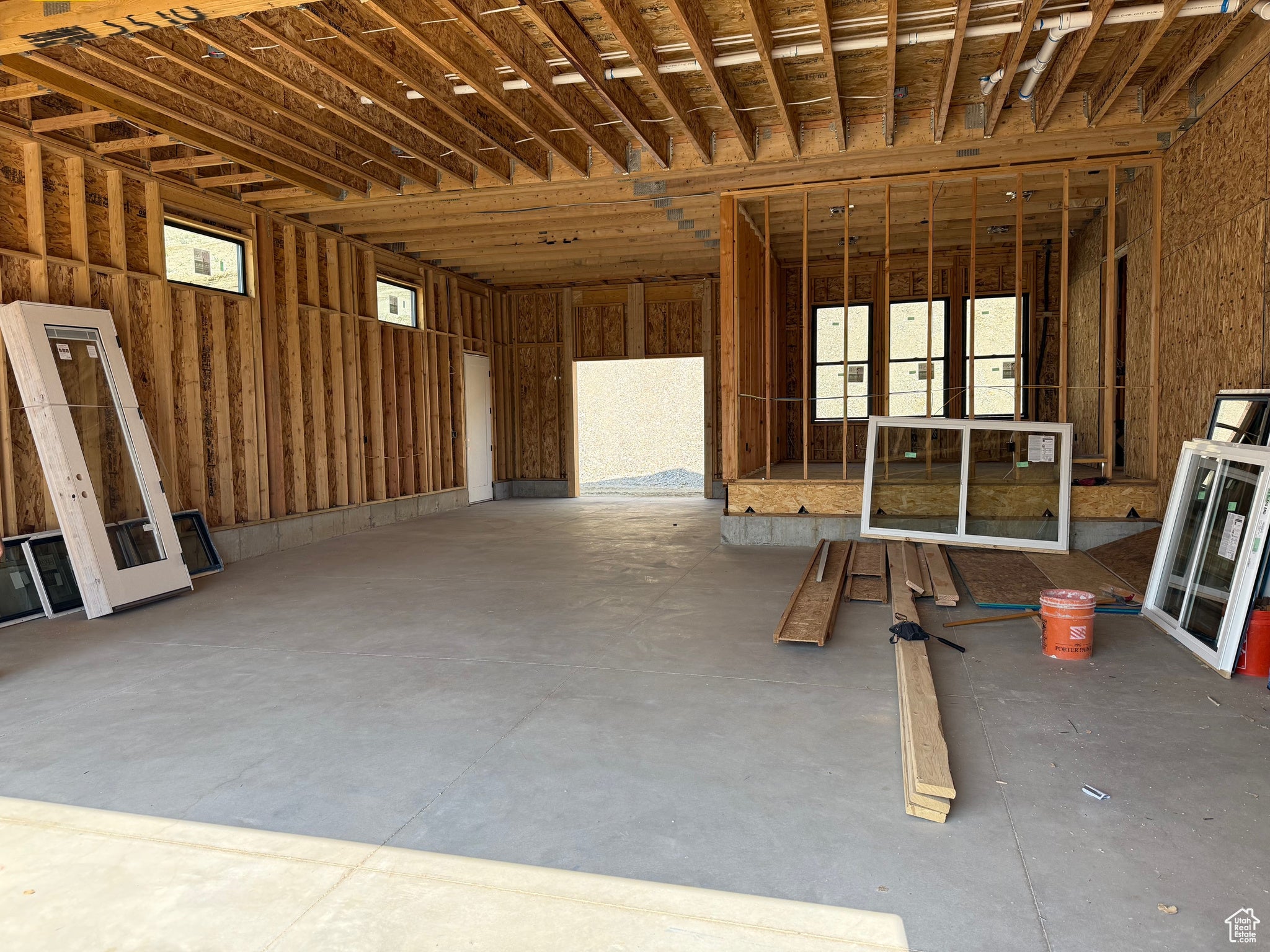 Farmington, Utah, 84025, United States, 8 Bedrooms Bedrooms, ,6 BathroomsBathrooms,Residential,Active,1853328