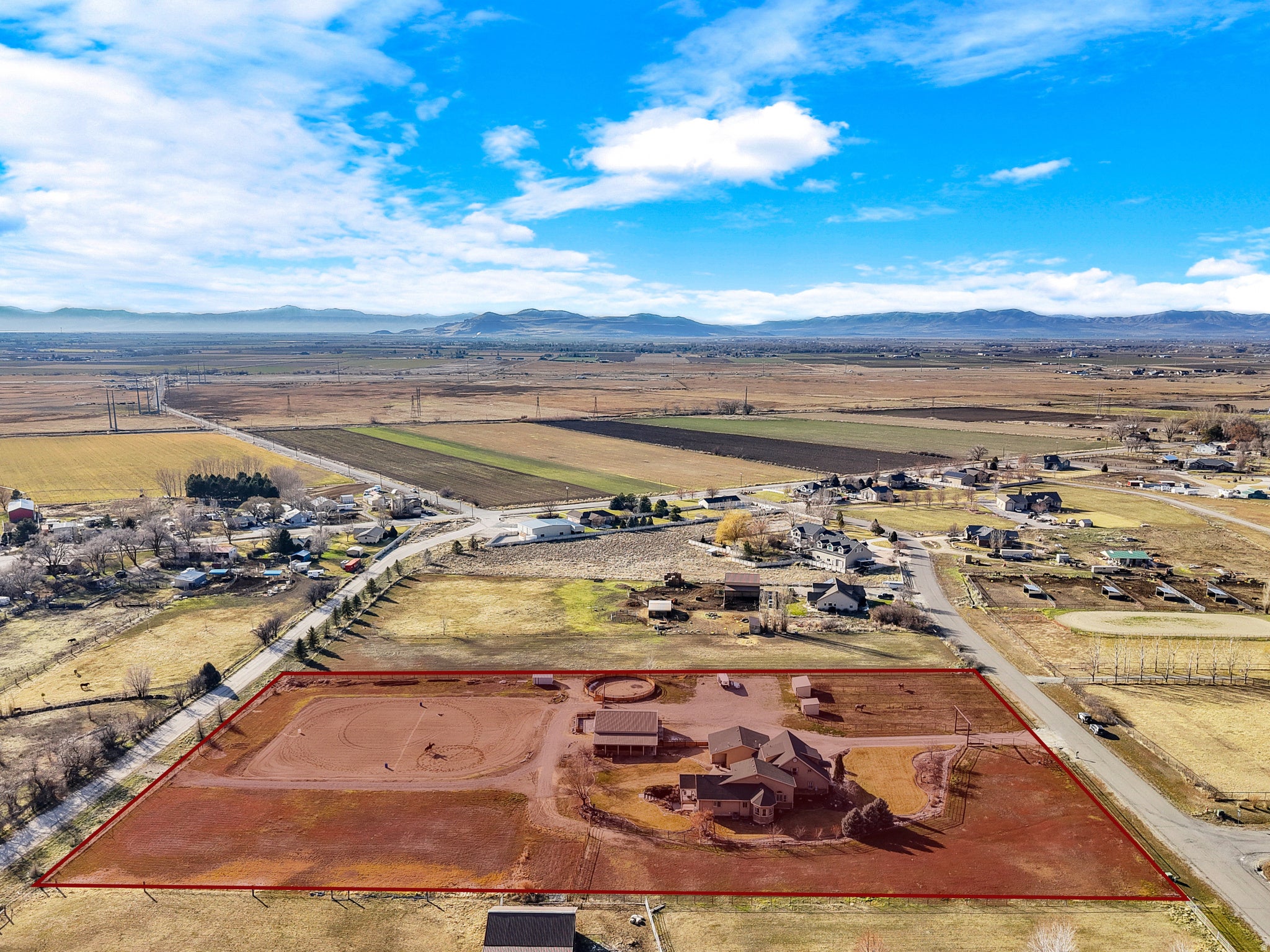 Brigham City, Utah, 84302, United States, 6 Bedrooms Bedrooms, ,4 BathroomsBathrooms,Residential,Active,2015244