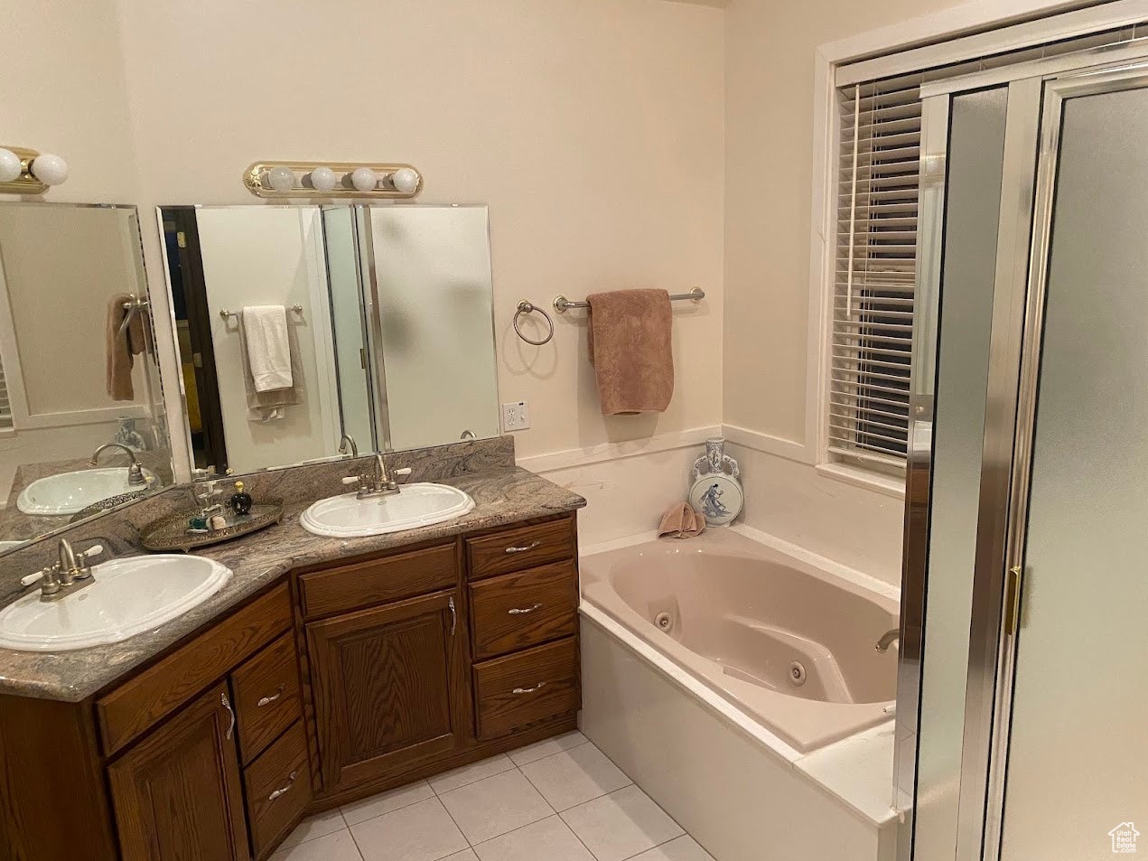 Eden, Utah, 84310, United States, ,4 BathroomsBathrooms,Residential,Active,1704588
