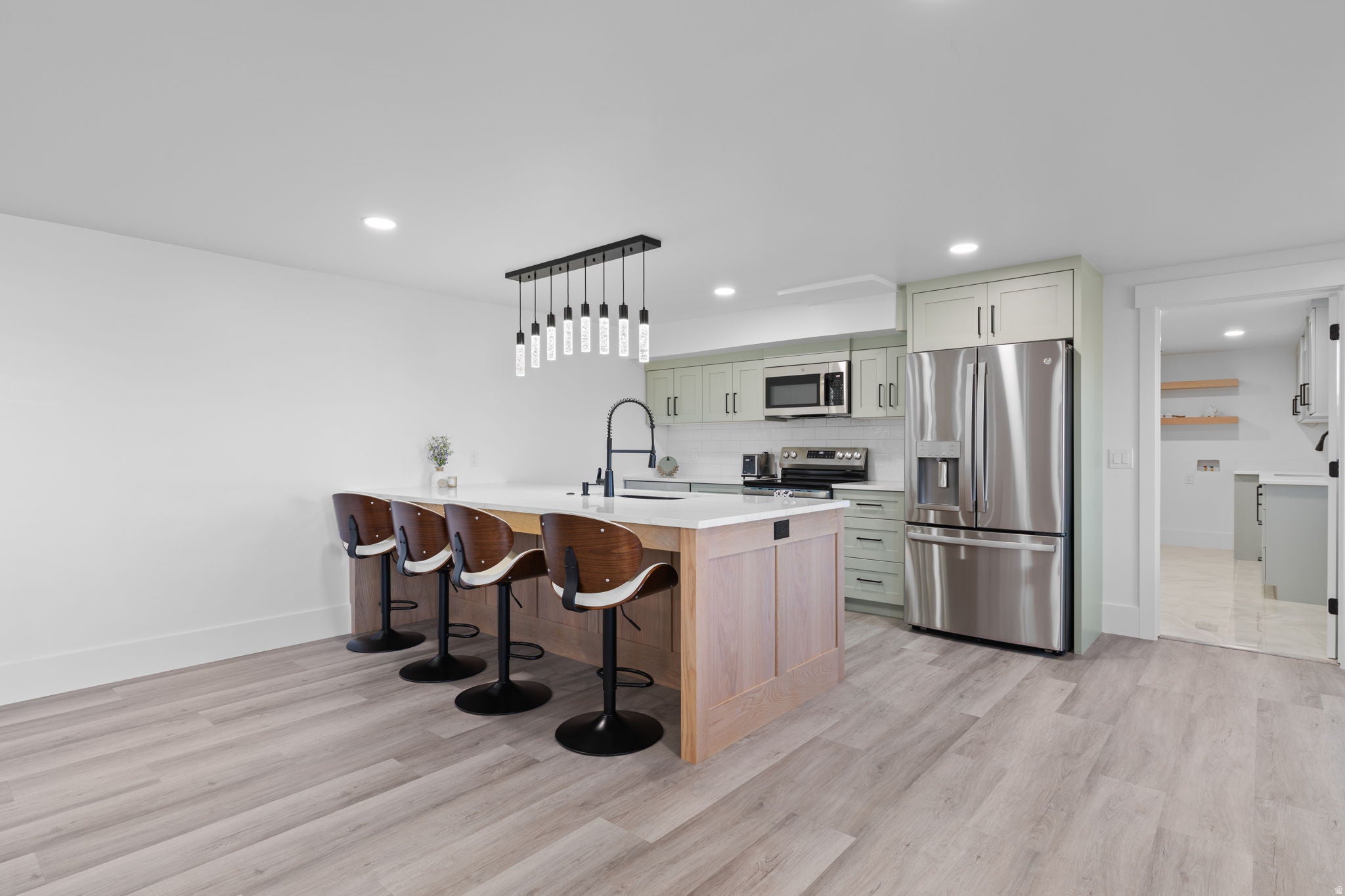 Payson, Utah, 84651, United States, 5 Bedrooms Bedrooms, ,3 BathroomsBathrooms,Residential,Active,2007937