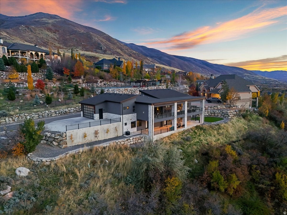 Fruit Heights, Utah, 84037, United States, 4 Bedrooms Bedrooms, ,3 BathroomsBathrooms,Residential,Active,1986894