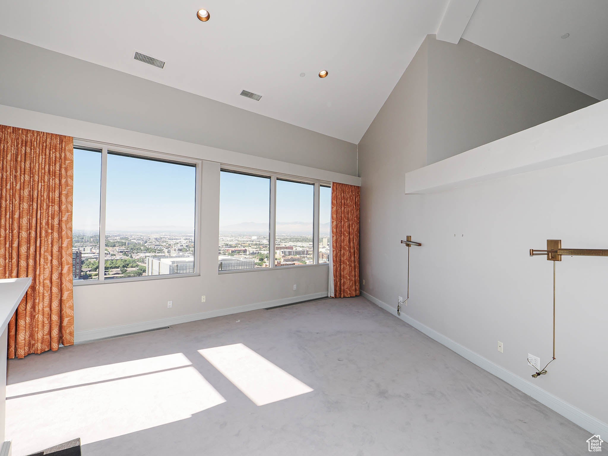 Salt Lake City, Utah, 84101, United States, 4 Bedrooms Bedrooms, ,5 BathroomsBathrooms,Residential,Active,1905069