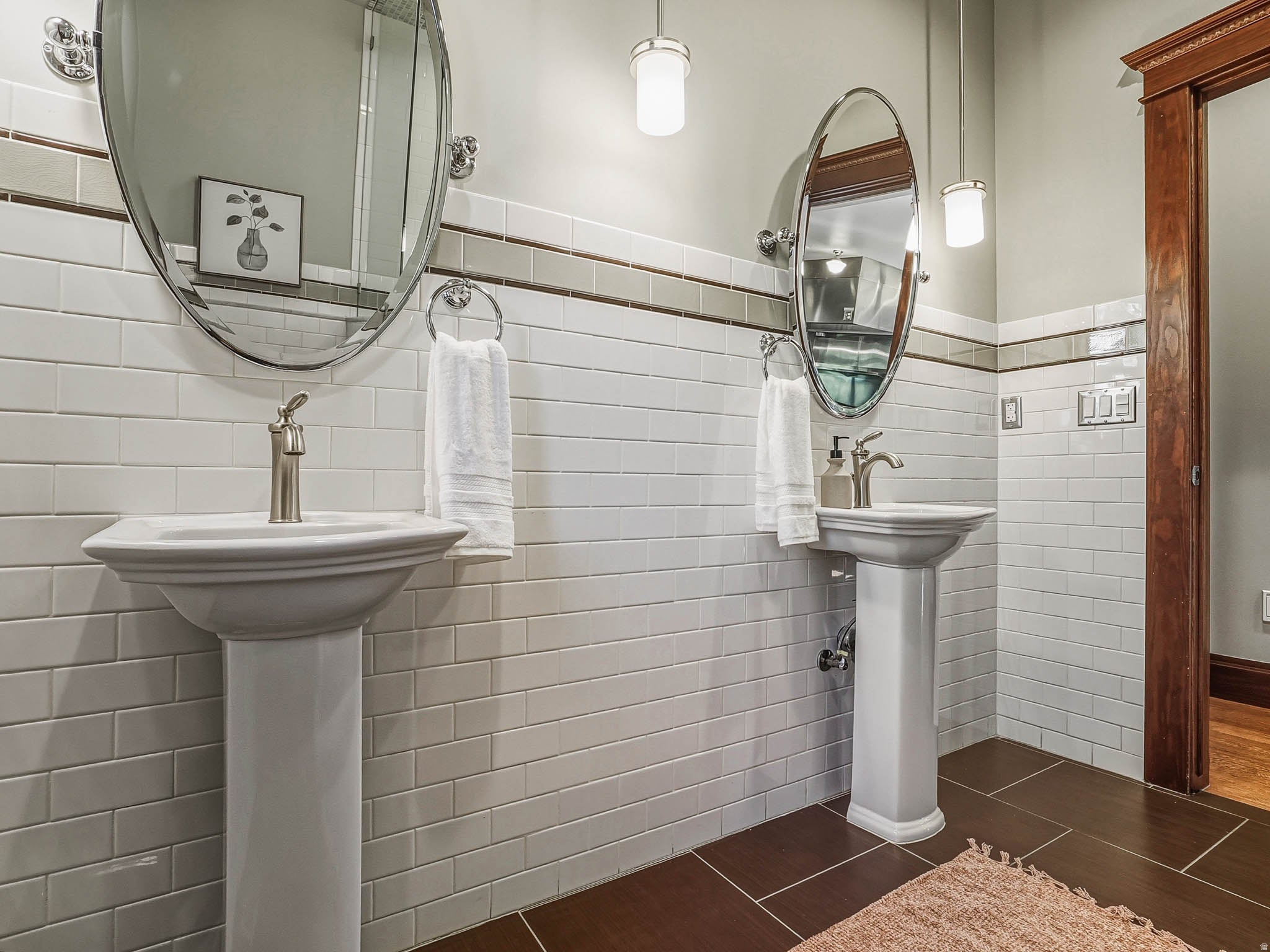 Salt Lake City, Utah, 84105, United States, 6 Bedrooms Bedrooms, ,4 BathroomsBathrooms,Residential,Active,2000214