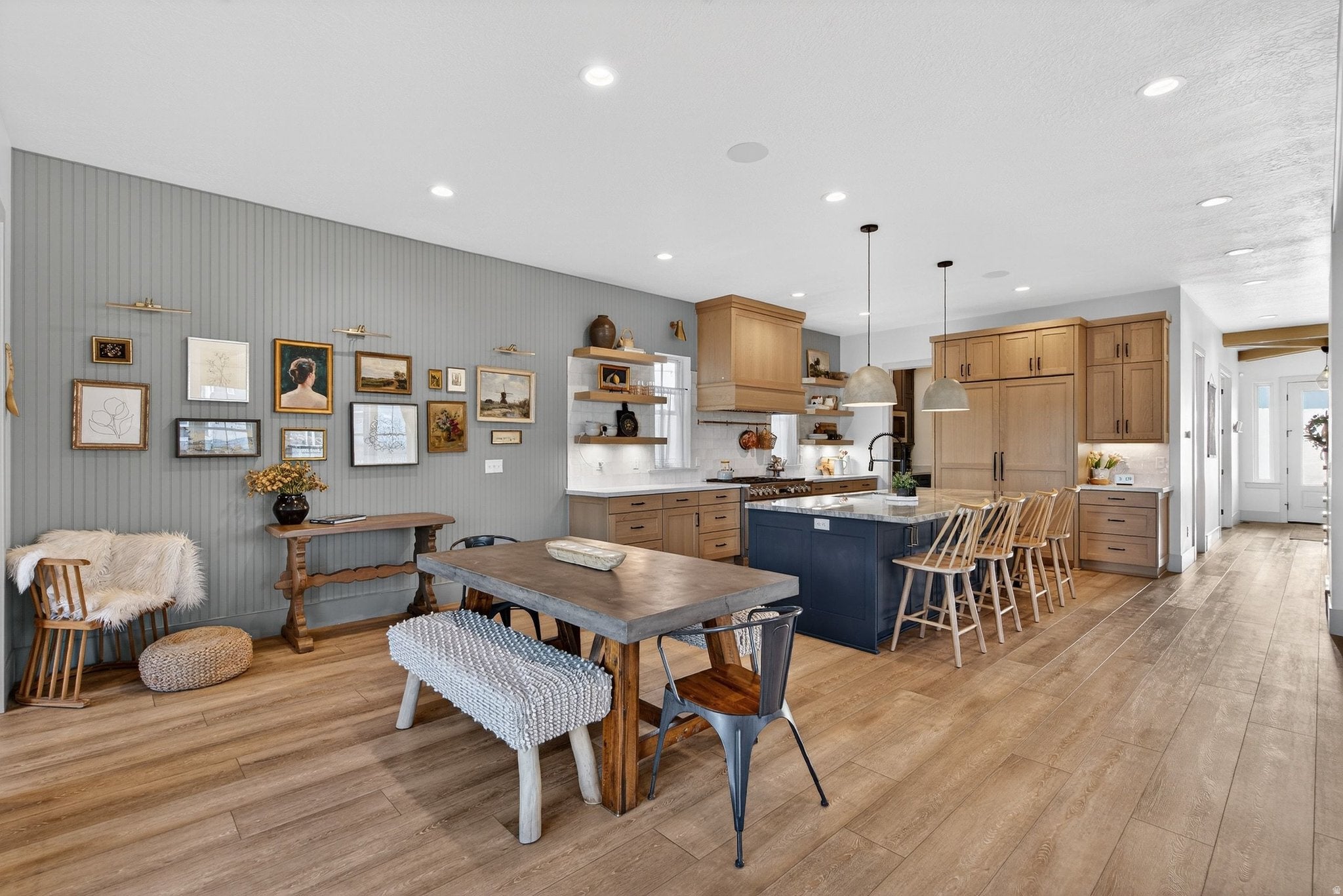 South Jordan, Utah, 84009, United States, 4 Bedrooms Bedrooms, ,4 BathroomsBathrooms,Residential,Active,2006892