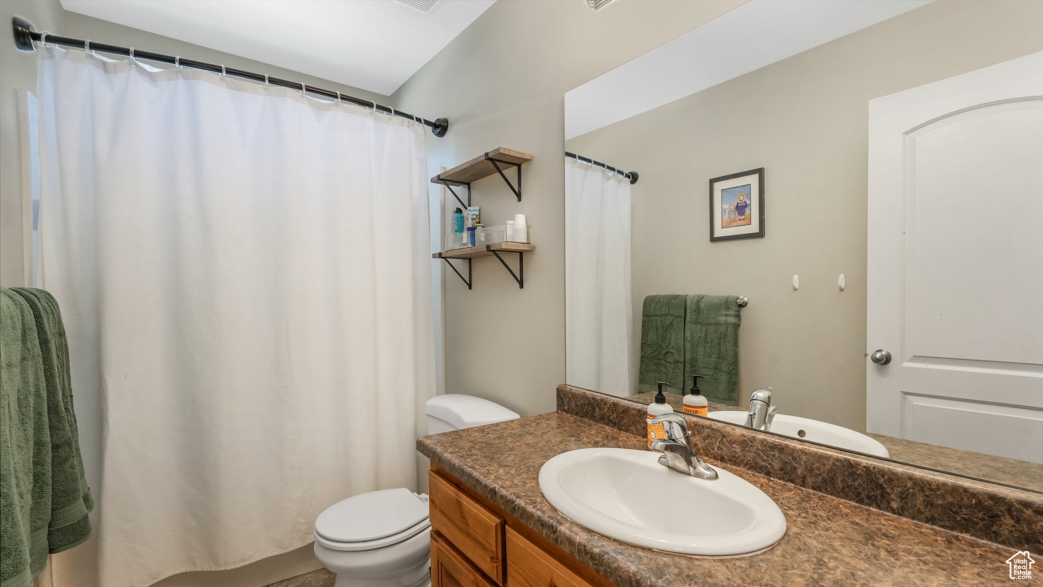 Lehi, Utah, 84043, United States, 5 Bedrooms Bedrooms, ,4 BathroomsBathrooms,Residential,Active,1862914