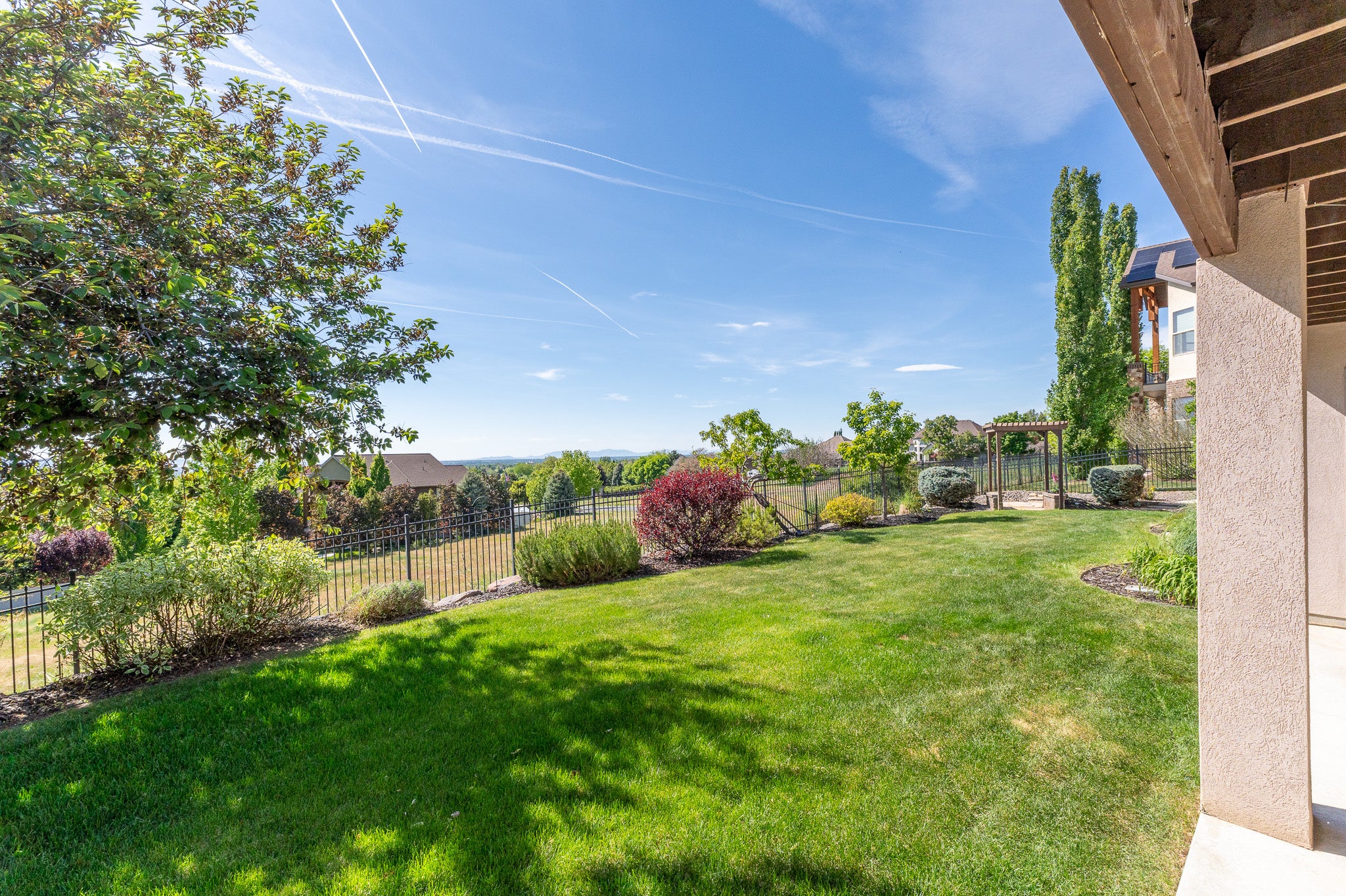 Fruit Heights, Utah, 84037, United States, 6 Bedrooms Bedrooms, ,5 BathroomsBathrooms,Residential,Active,2044980