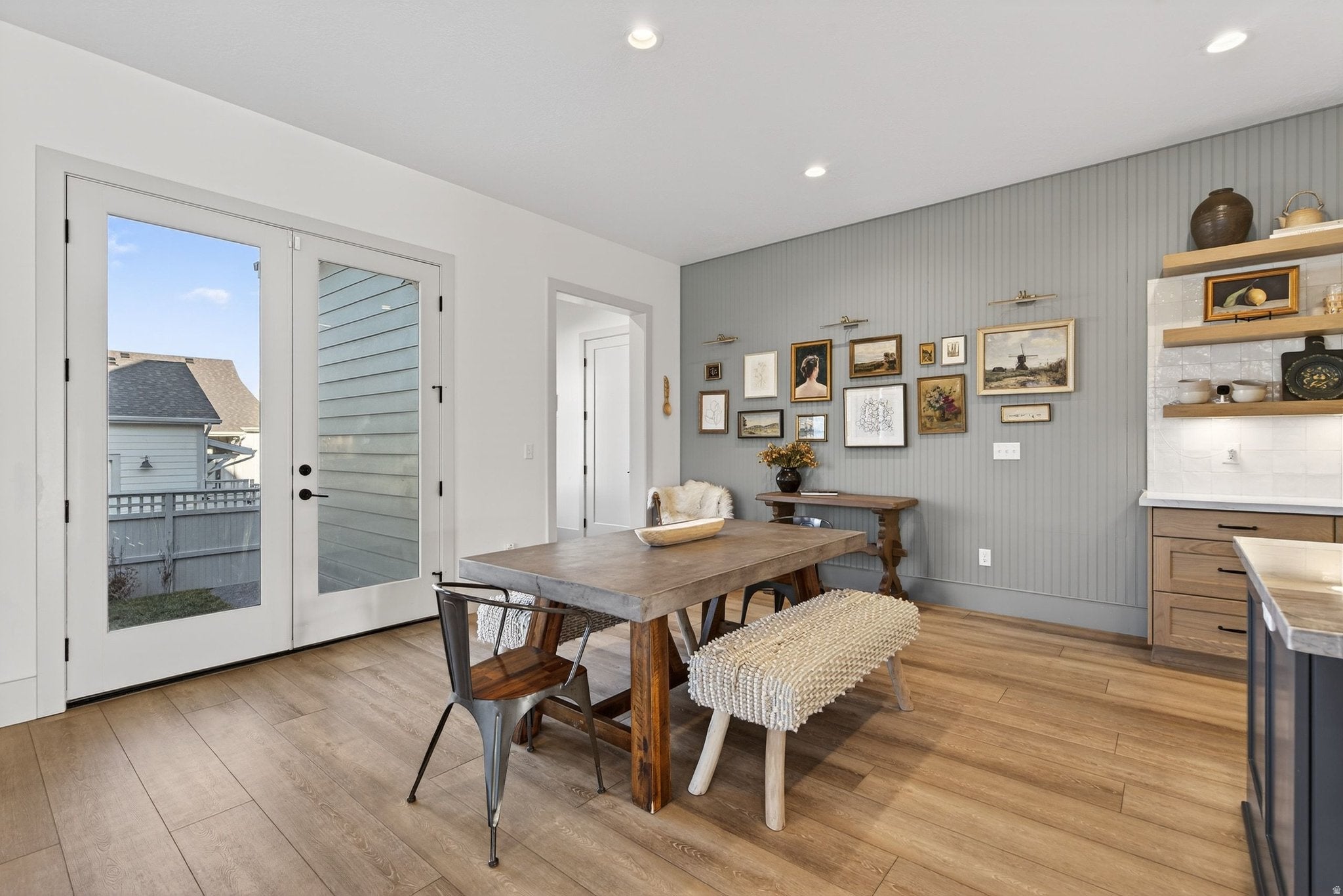 South Jordan, Utah, 84009, United States, 4 Bedrooms Bedrooms, ,4 BathroomsBathrooms,Residential,Active,2006892