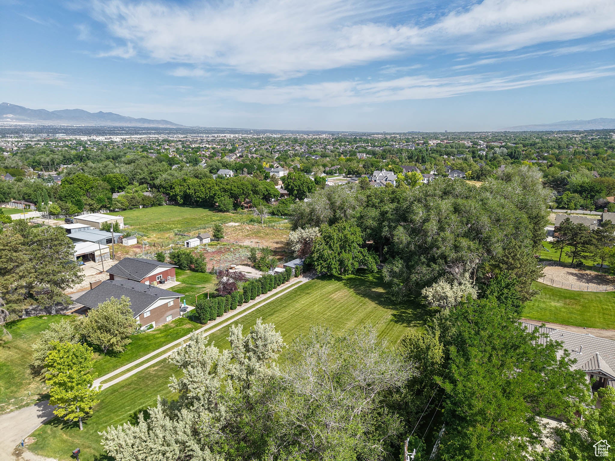Draper, Utah, 84020, United States, 4 Bedrooms Bedrooms, ,4 BathroomsBathrooms,Residential,Pending,1824917