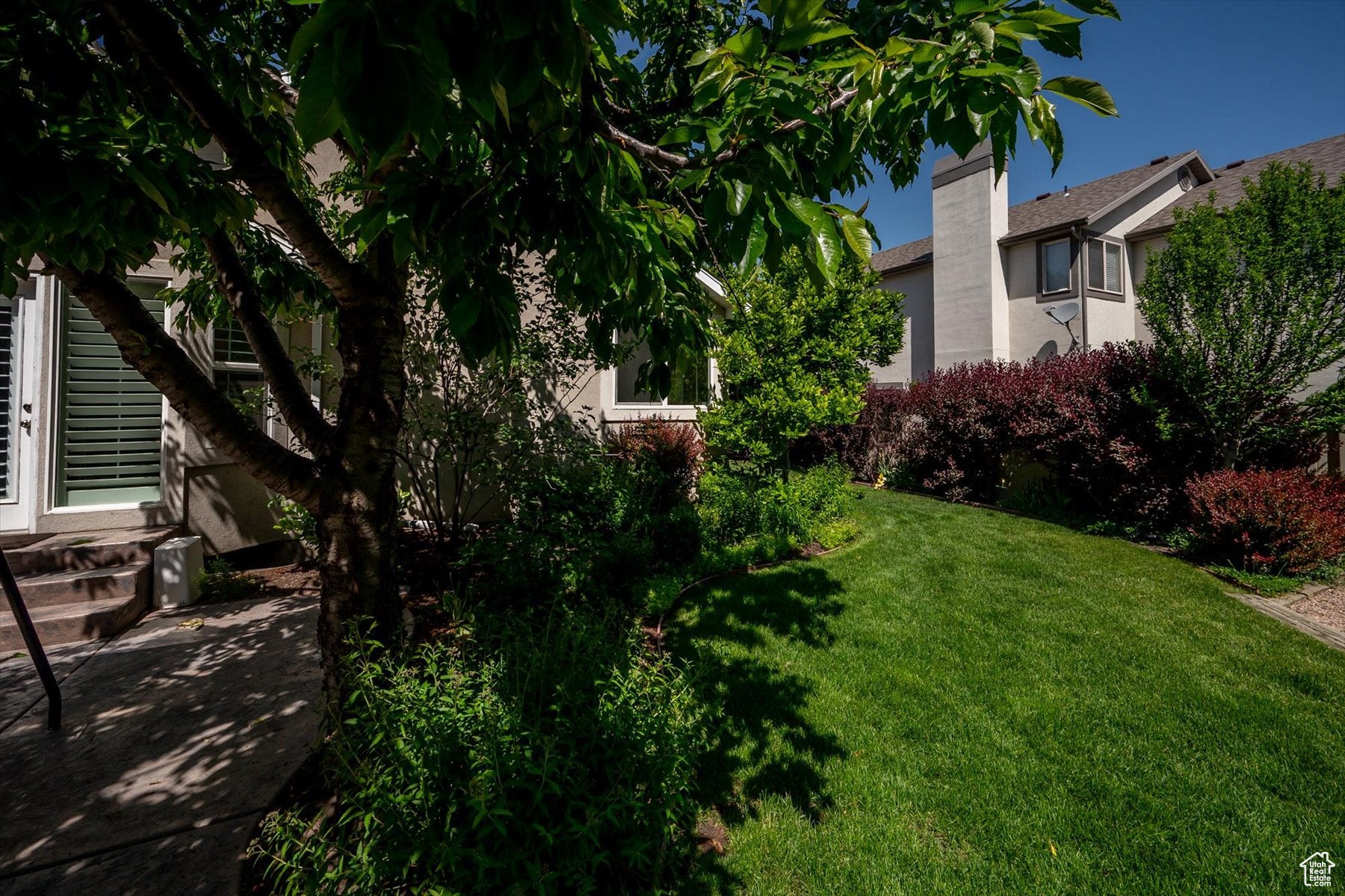 Cottonwood Heights, Utah, 84121, United States, 6 Bedrooms Bedrooms, ,3 BathroomsBathrooms,Residential,Active,1964287