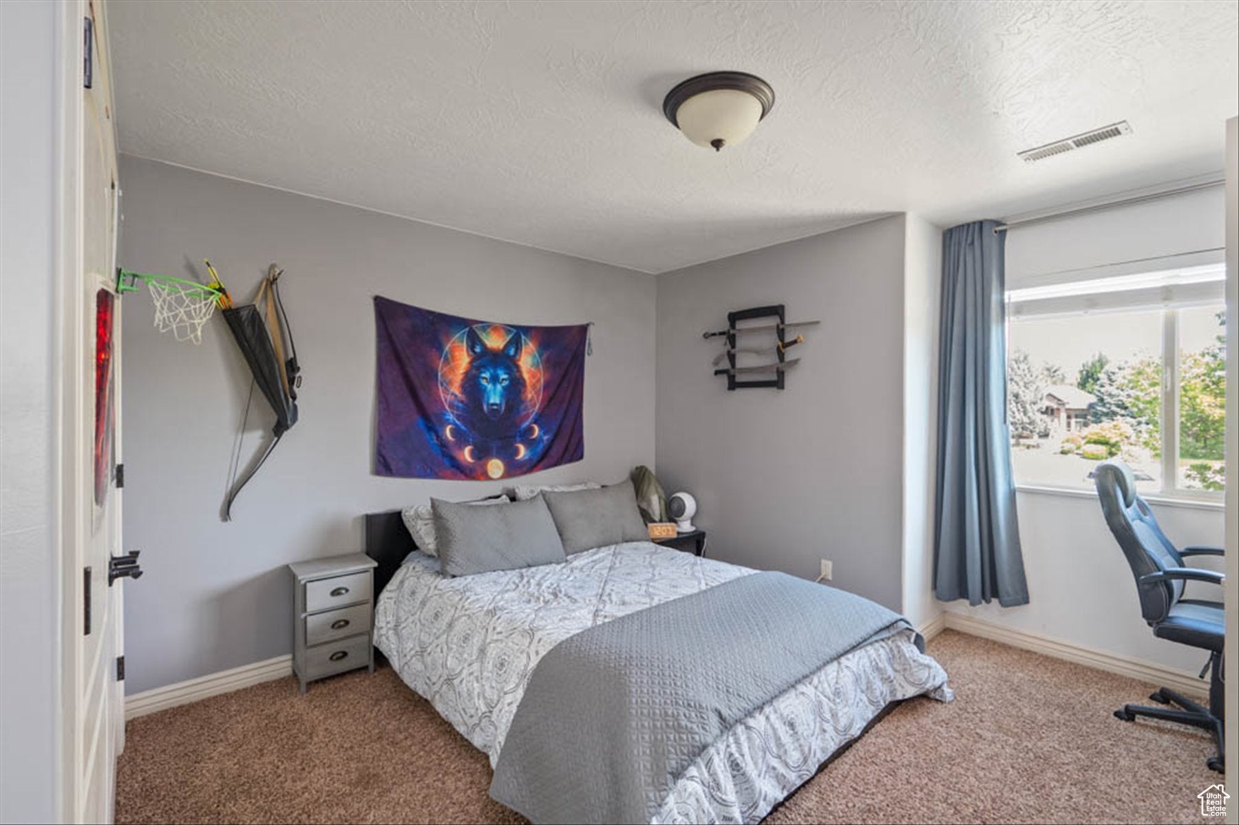 South Jordan, Utah, 84095, United States, 6 Bedrooms Bedrooms, ,4 BathroomsBathrooms,Residential,Active,1876871