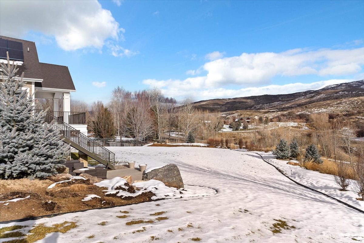 Mountain Green, Utah, 84050, United States, 4 Bedrooms Bedrooms, ,5 BathroomsBathrooms,Residential,Active,2002341