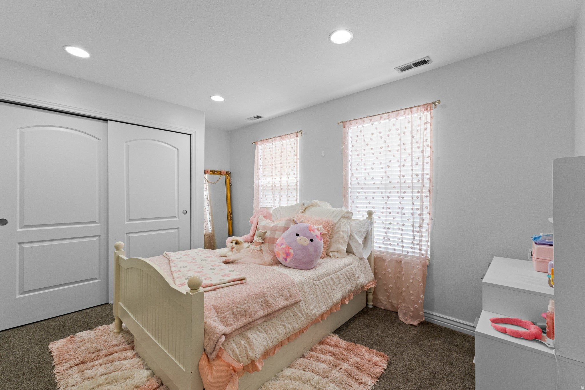 Syracuse, Utah, 84075, United States, 6 Bedrooms Bedrooms, ,4 BathroomsBathrooms,Residential,Active,2043824
