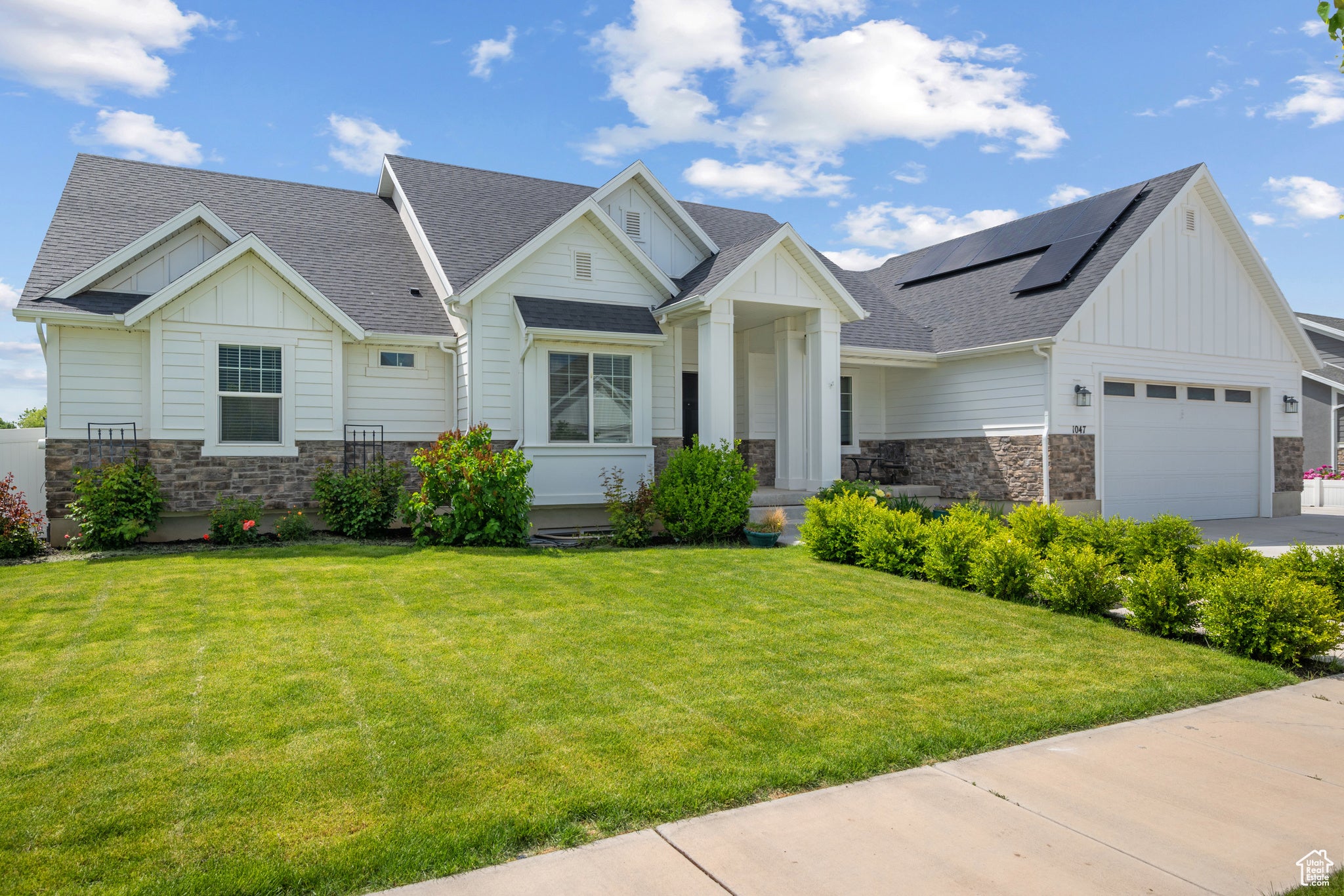 Mapleton, Utah, 84664, United States, 6 Bedrooms Bedrooms, ,5 BathroomsBathrooms,Residential,Active,1828968
