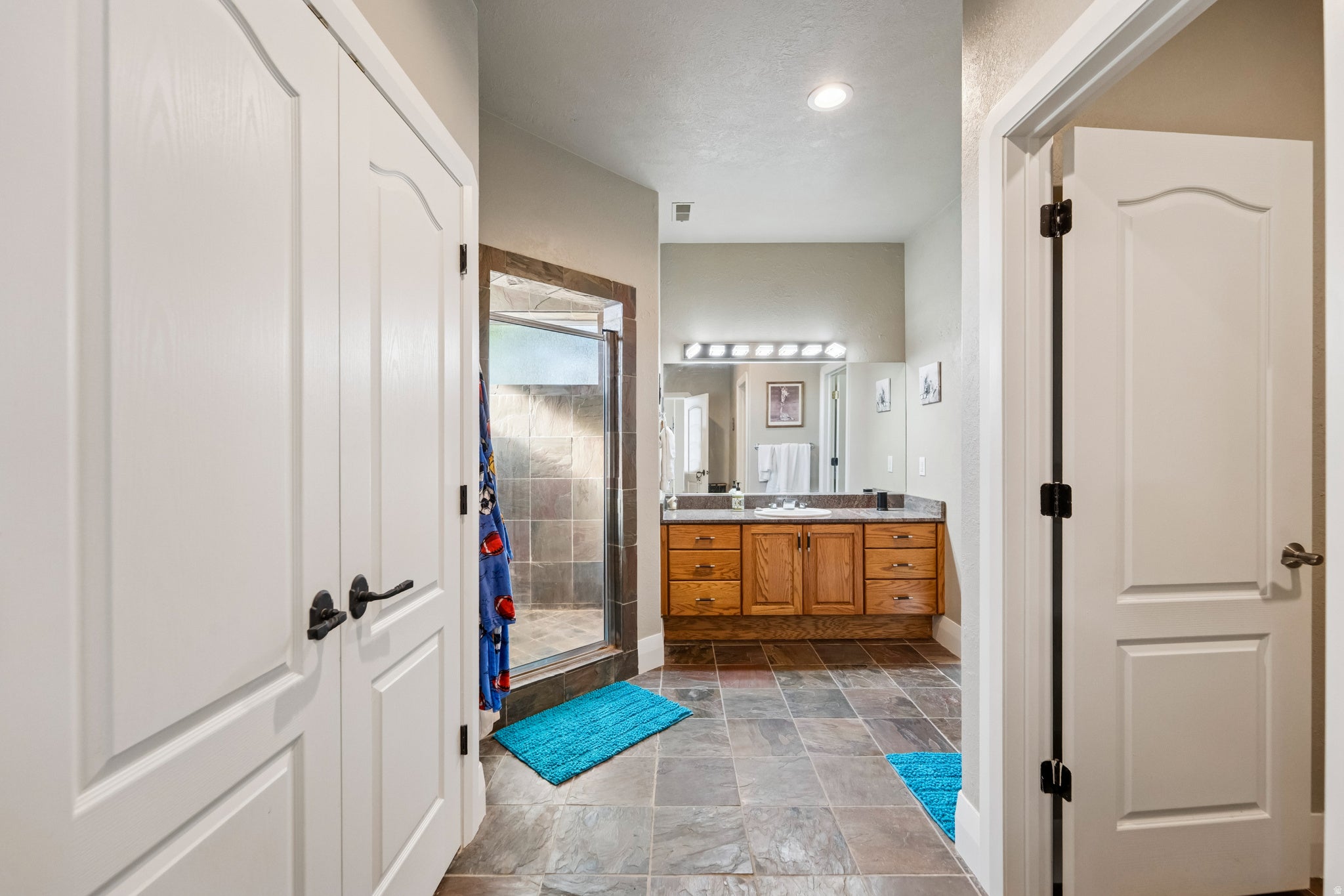 Salt Lake City, Utah, 84103, United States, 5 Bedrooms Bedrooms, ,4 BathroomsBathrooms,Residential,Active,2042745