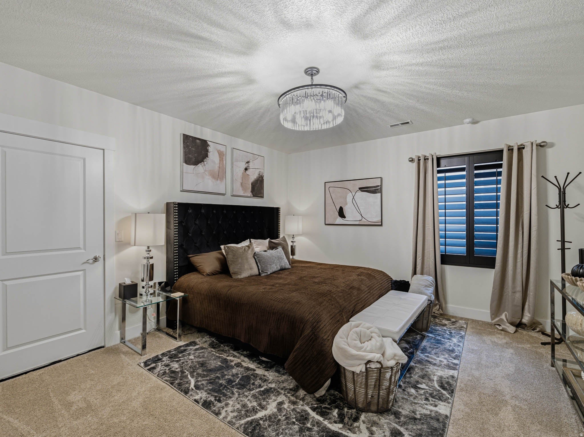 Draper, Utah, 84020, United States, 4 Bedrooms Bedrooms, ,3 BathroomsBathrooms,Residential,Active,2017449
