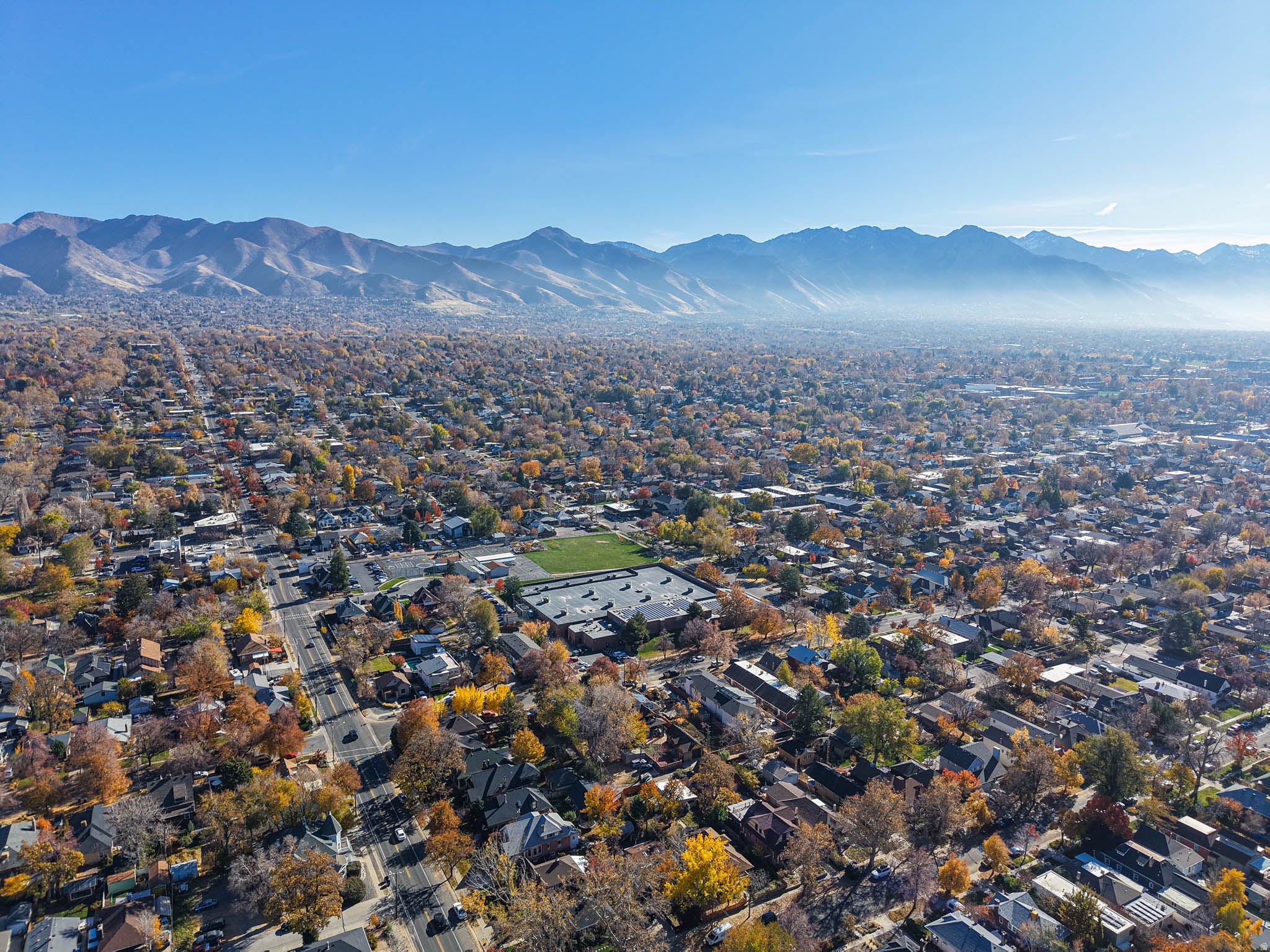 Salt Lake City, Utah, 84105, United States, 6 Bedrooms Bedrooms, ,4 BathroomsBathrooms,Residential,Active,2000214