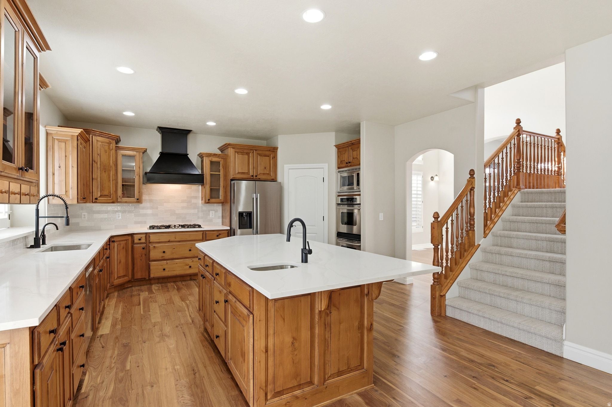 North Salt Lake, Utah, 84054, United States, 6 Bedrooms Bedrooms, ,4 BathroomsBathrooms,Residential,Active,2012192