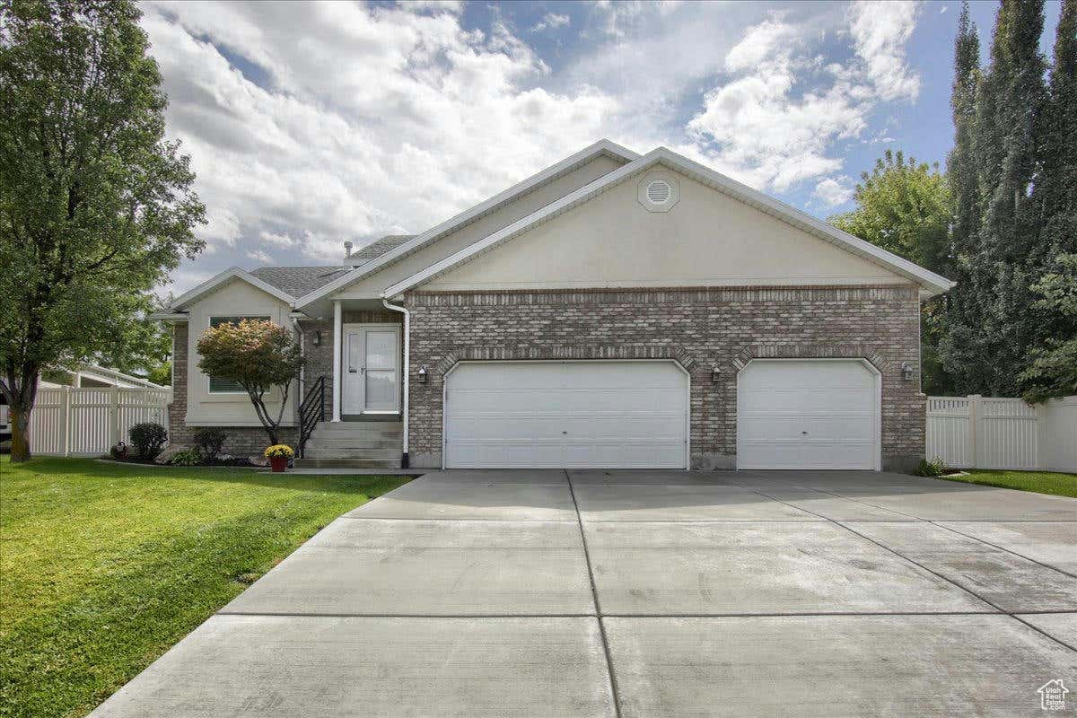 589 W 925 N, CENTERVILLE, UT 84014, photo 1 of 25