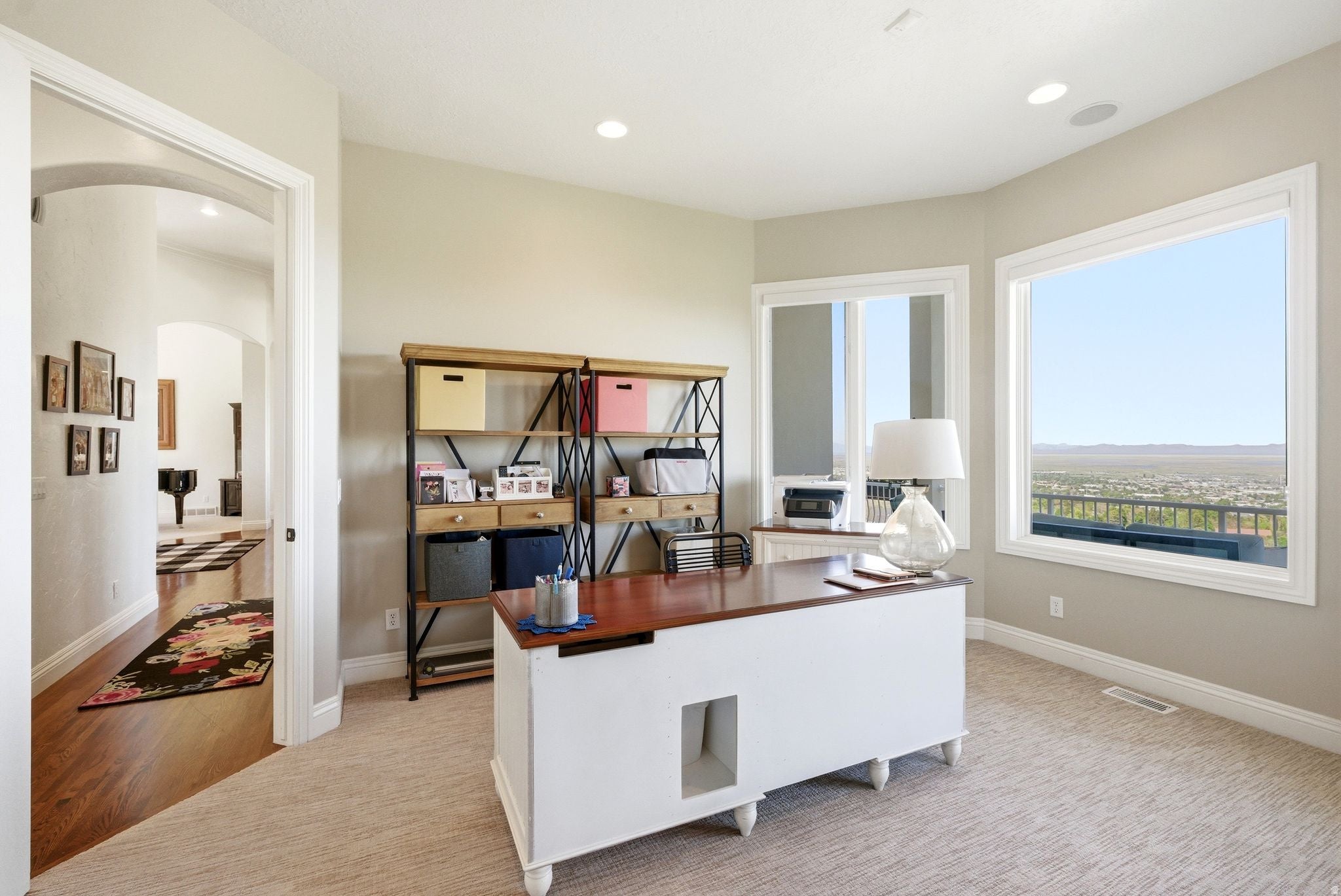 Bountiful, Utah, 84010, United States, 6 Bedrooms Bedrooms, ,6 BathroomsBathrooms,Residential,Active,2044576