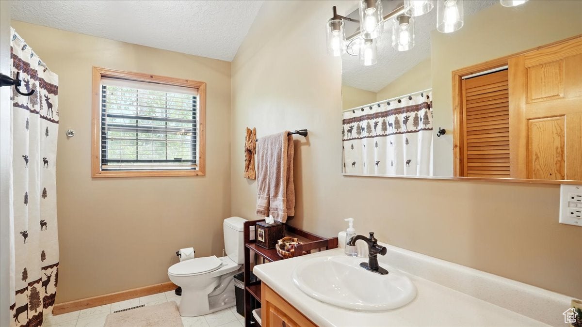 Kamas, Utah, 84036, United States, ,4 BathroomsBathrooms,Residential,Active,1829943