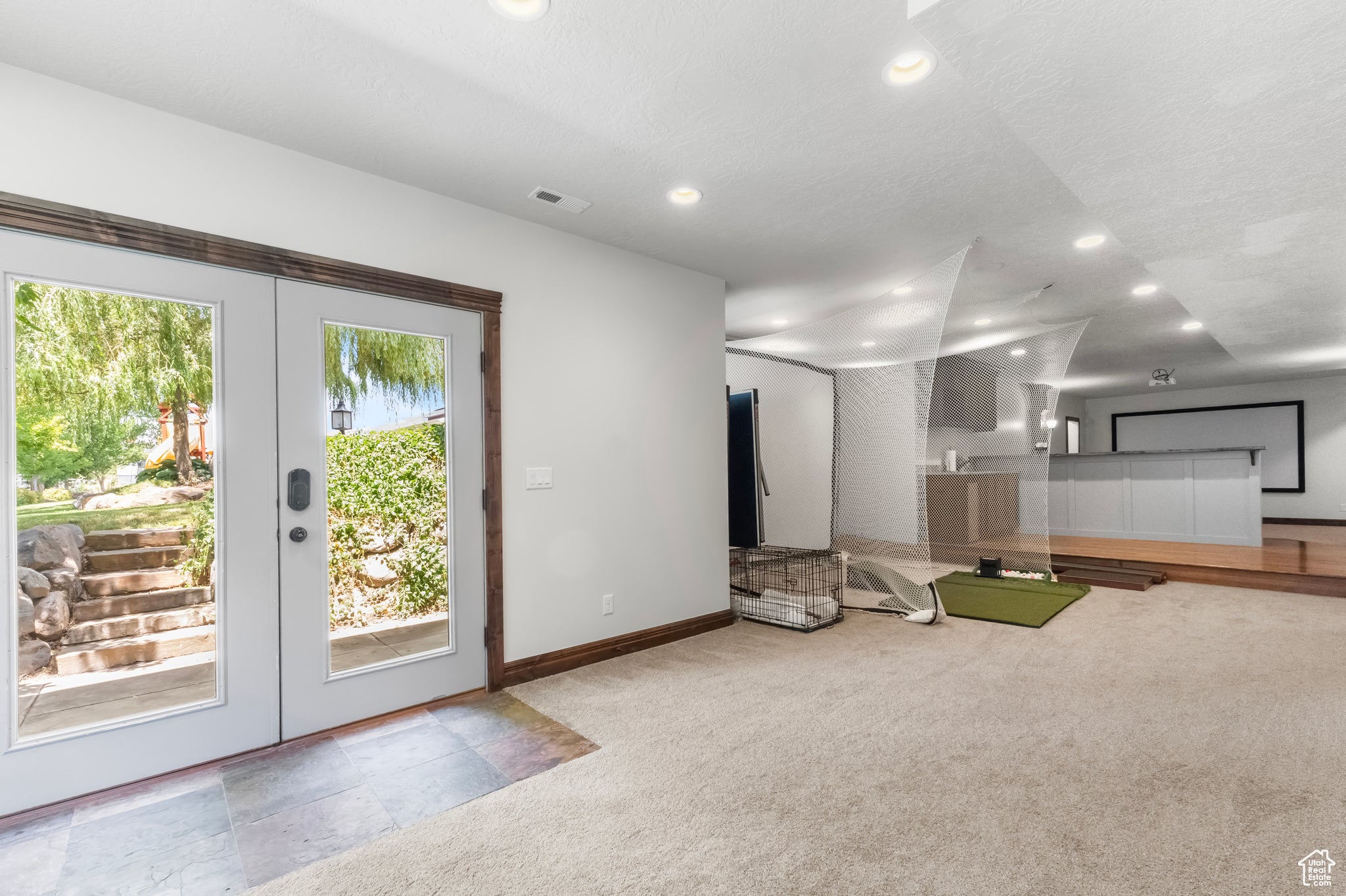 Farmington, Utah, 84025, United States, 6 Bedrooms Bedrooms, ,5 BathroomsBathrooms,Residential,Active,1853229