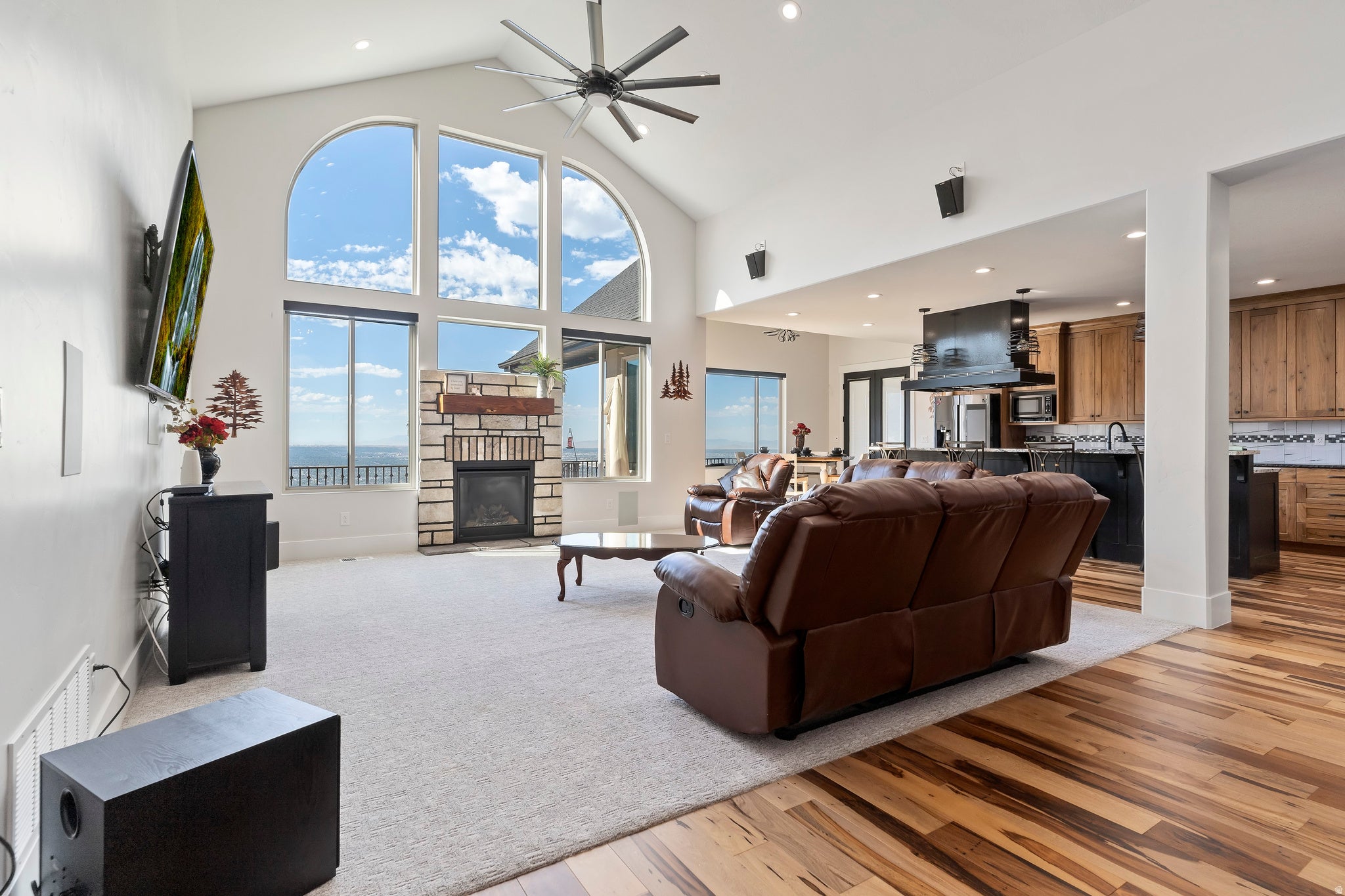 North Ogden, Utah, 84414, United States, 5 Bedrooms Bedrooms, ,5 BathroomsBathrooms,Residential,Active,1997557