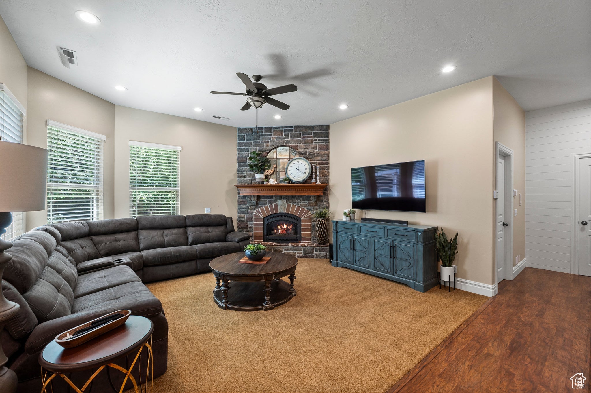 South Weber, Utah, 84405, United States, ,6 BathroomsBathrooms,Residential,Active,1843847