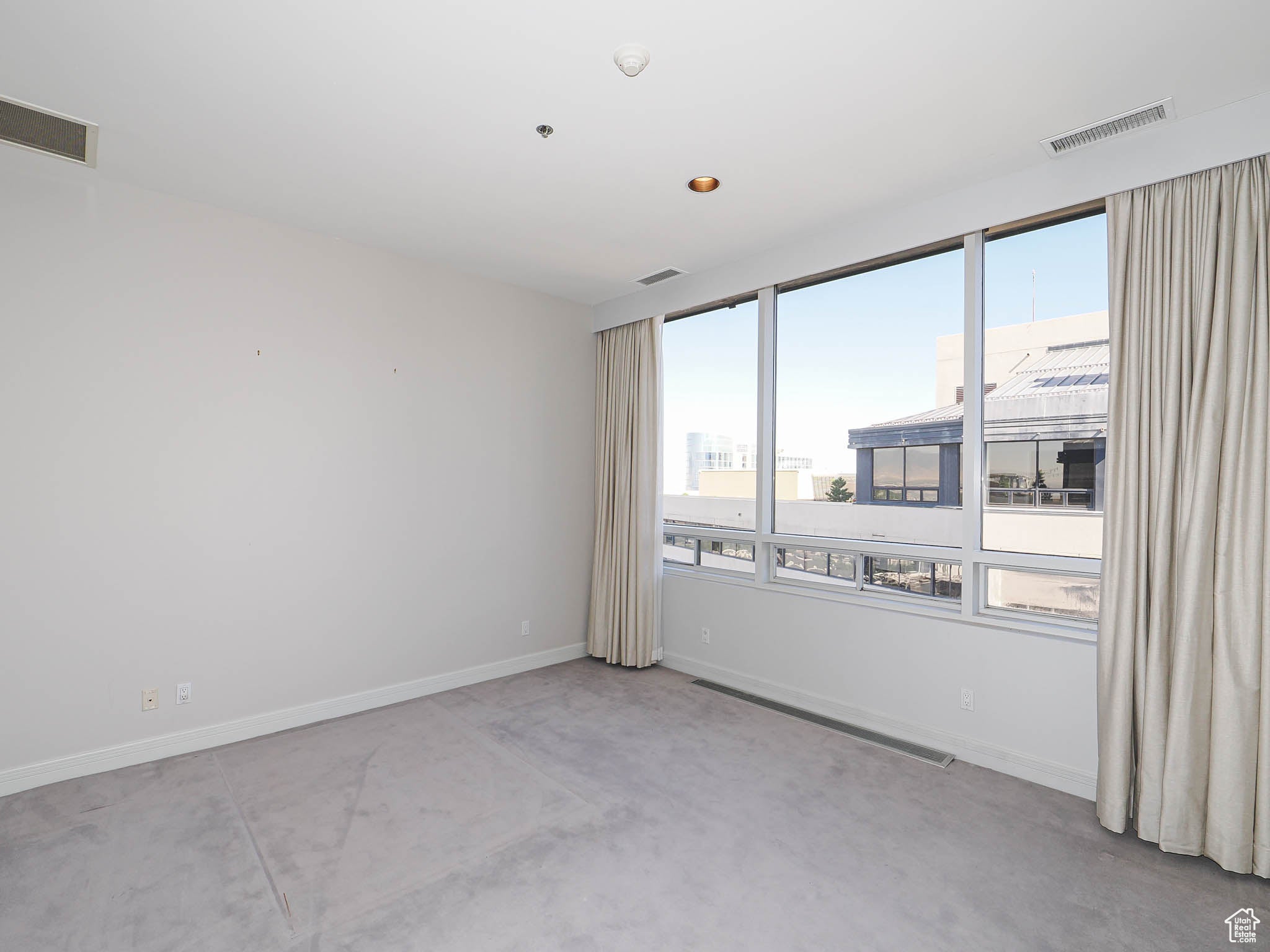 Salt Lake City, Utah, 84101, United States, 4 Bedrooms Bedrooms, ,5 BathroomsBathrooms,Residential,Active,1905069