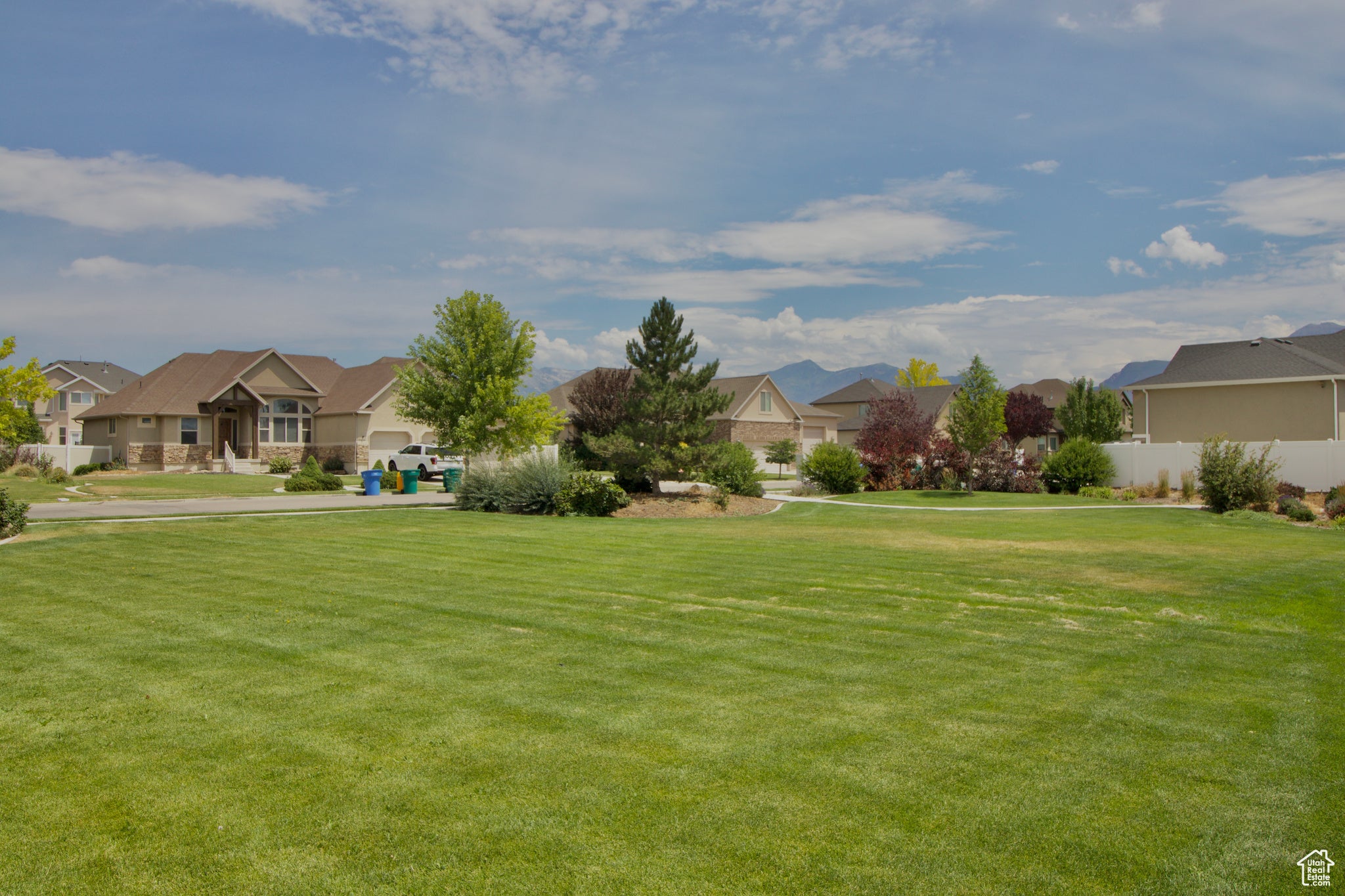 Lehi, Utah, 84043, United States, 5 Bedrooms Bedrooms, ,4 BathroomsBathrooms,Residential,Active,1862914