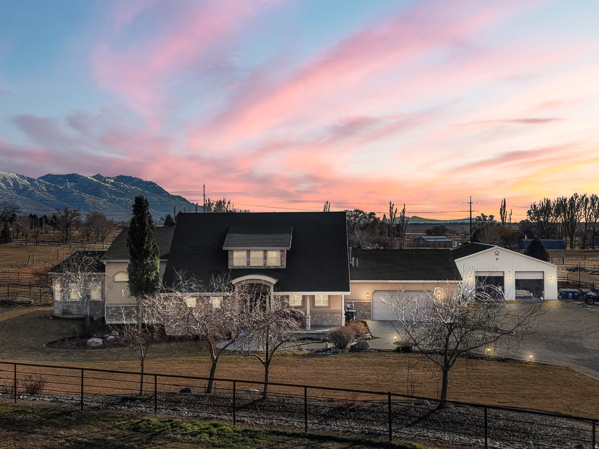 Brigham City, Utah, 84302, United States, 6 Bedrooms Bedrooms, ,4 BathroomsBathrooms,Residential,Active,2015244