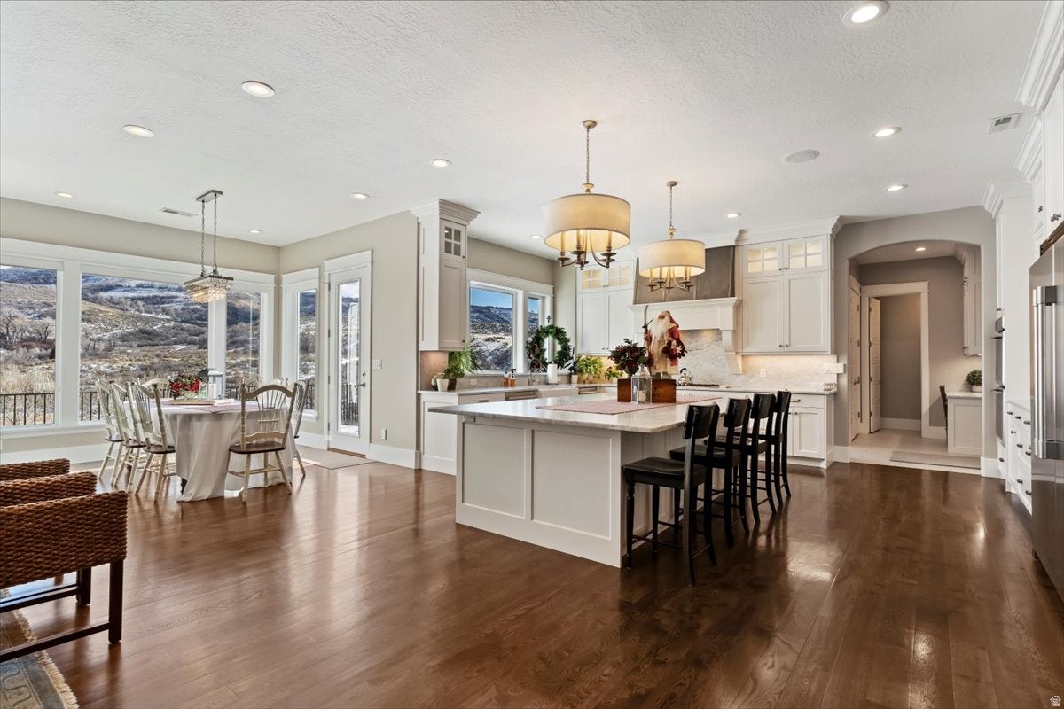 Mountain Green, Utah, 84050, United States, 4 Bedrooms Bedrooms, ,5 BathroomsBathrooms,Residential,Active,2002341