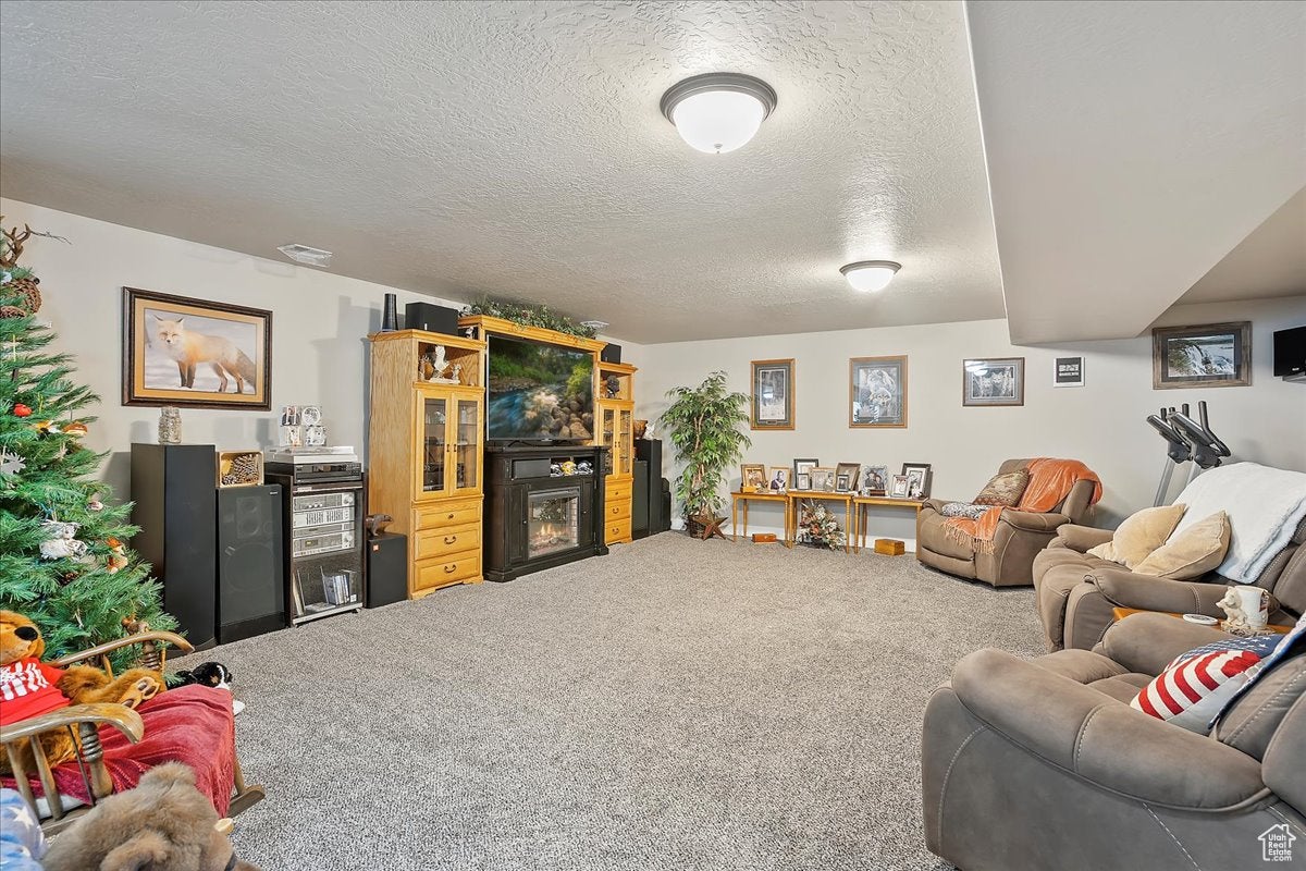 Eden, Utah, 84310, United States, 5 Bedrooms Bedrooms, ,4 BathroomsBathrooms,Residential,Active,1823943