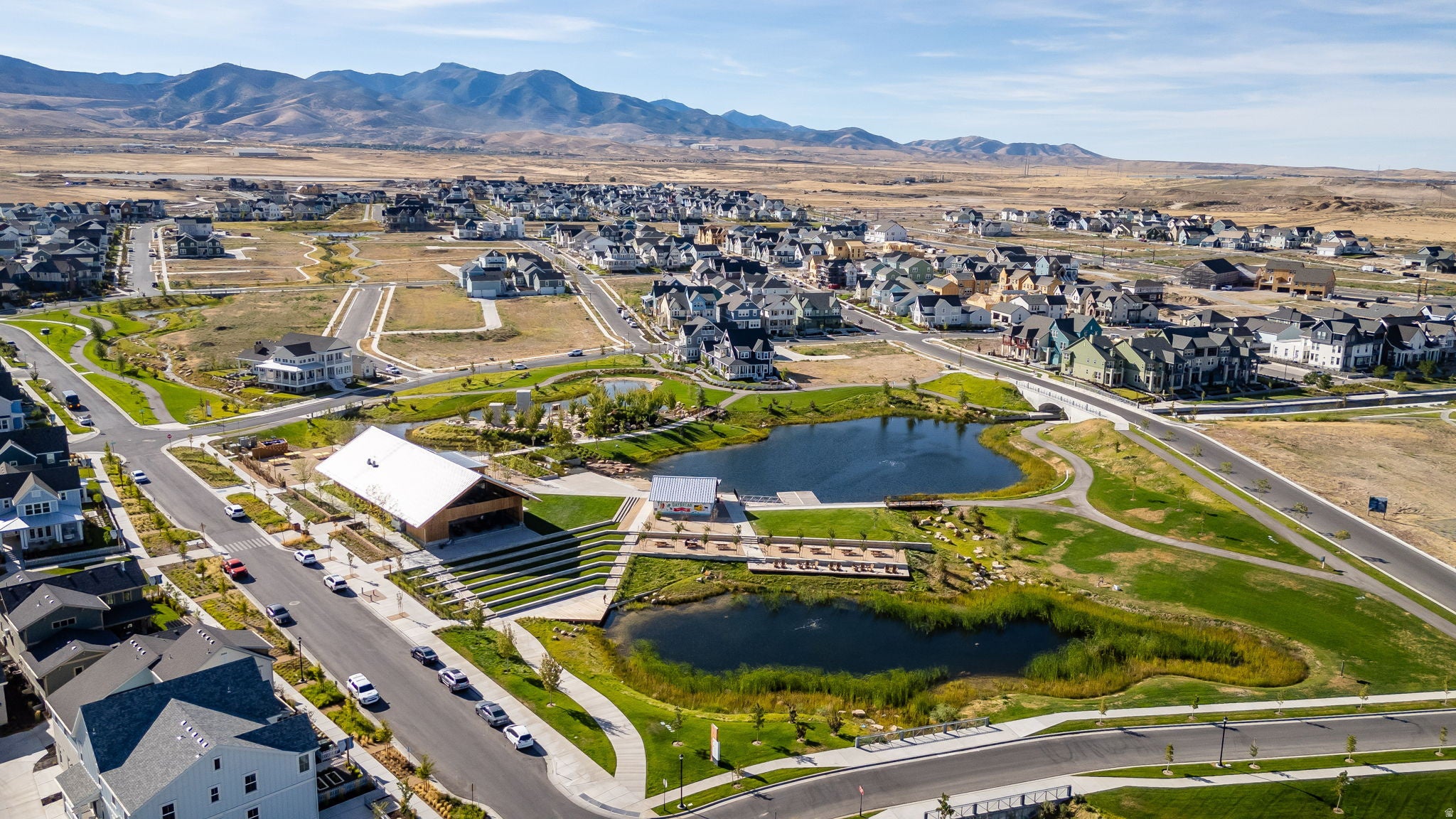 South Jordan, Utah, 84009, United States, 6 Bedrooms Bedrooms, ,5 BathroomsBathrooms,Residential,Active,2008308