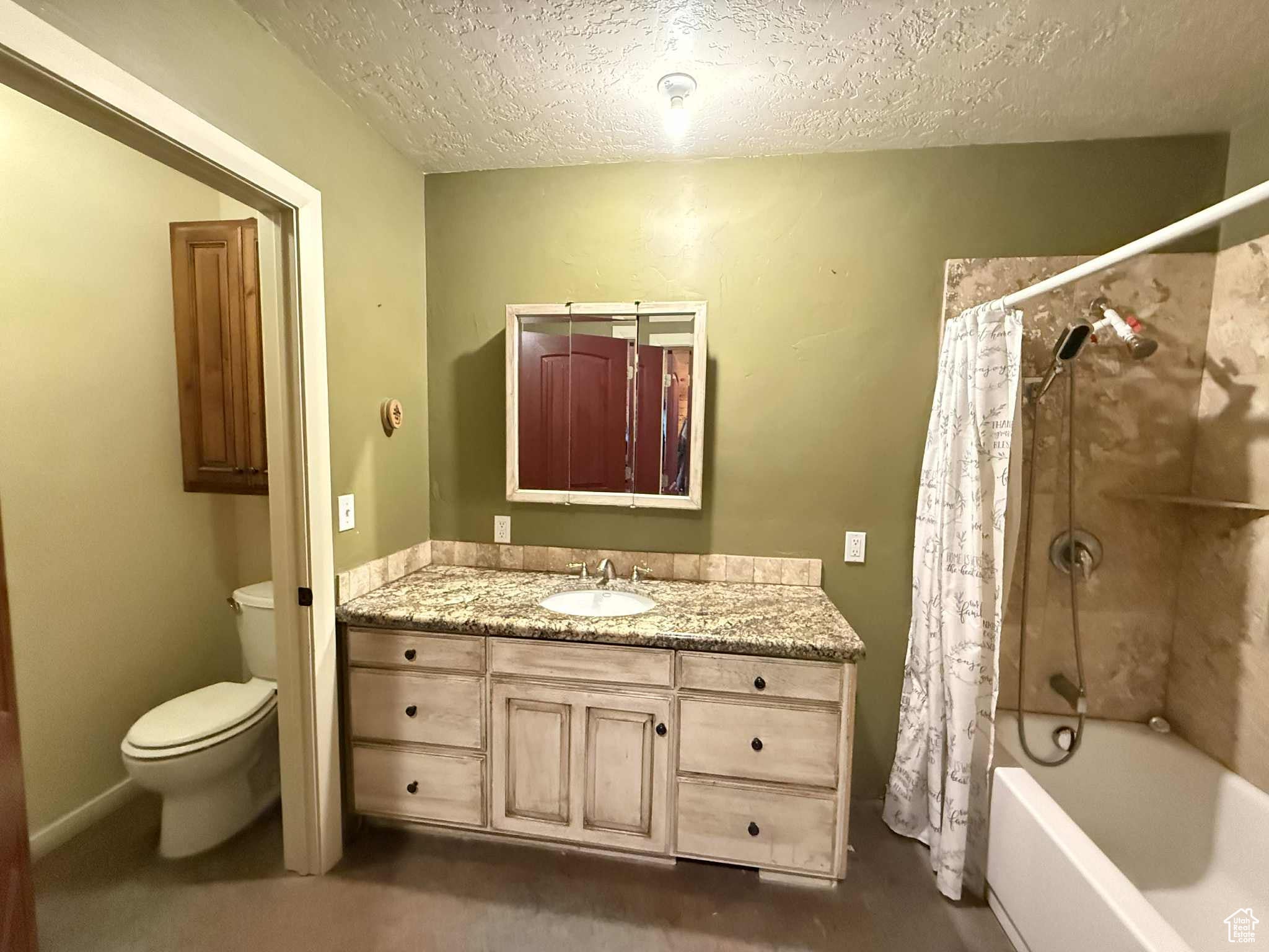 Huntington, Utah, 84528, United States, 4 Bedrooms Bedrooms, ,1 BathroomBathrooms,Residential,Active,1963255