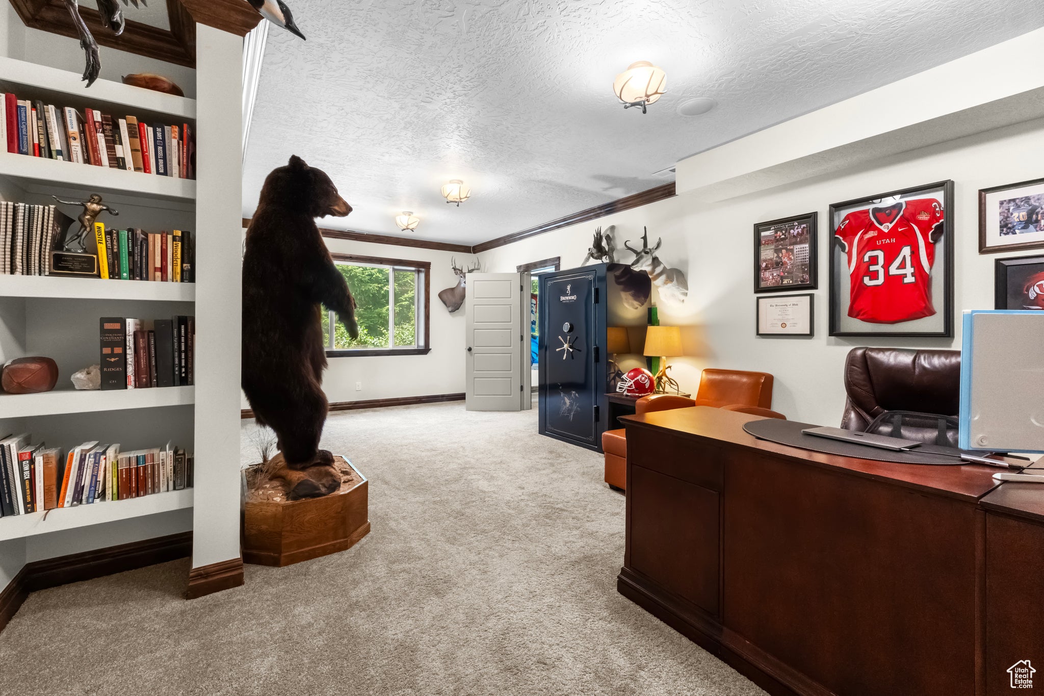 Farmington, Utah, 84025, United States, 6 Bedrooms Bedrooms, ,5 BathroomsBathrooms,Residential,Active,1853229