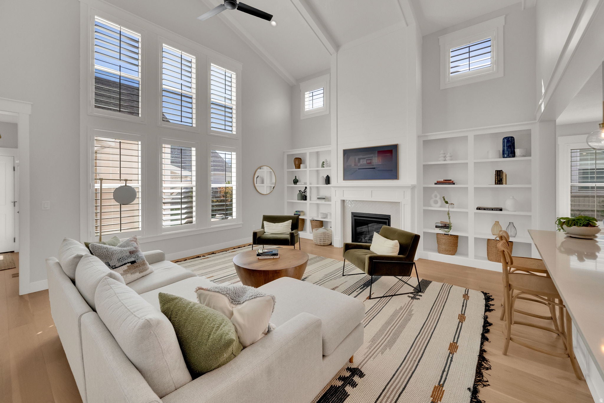 South Jordan, Utah, 84009, United States, 6 Bedrooms Bedrooms, ,5 BathroomsBathrooms,Residential,Active,2008308