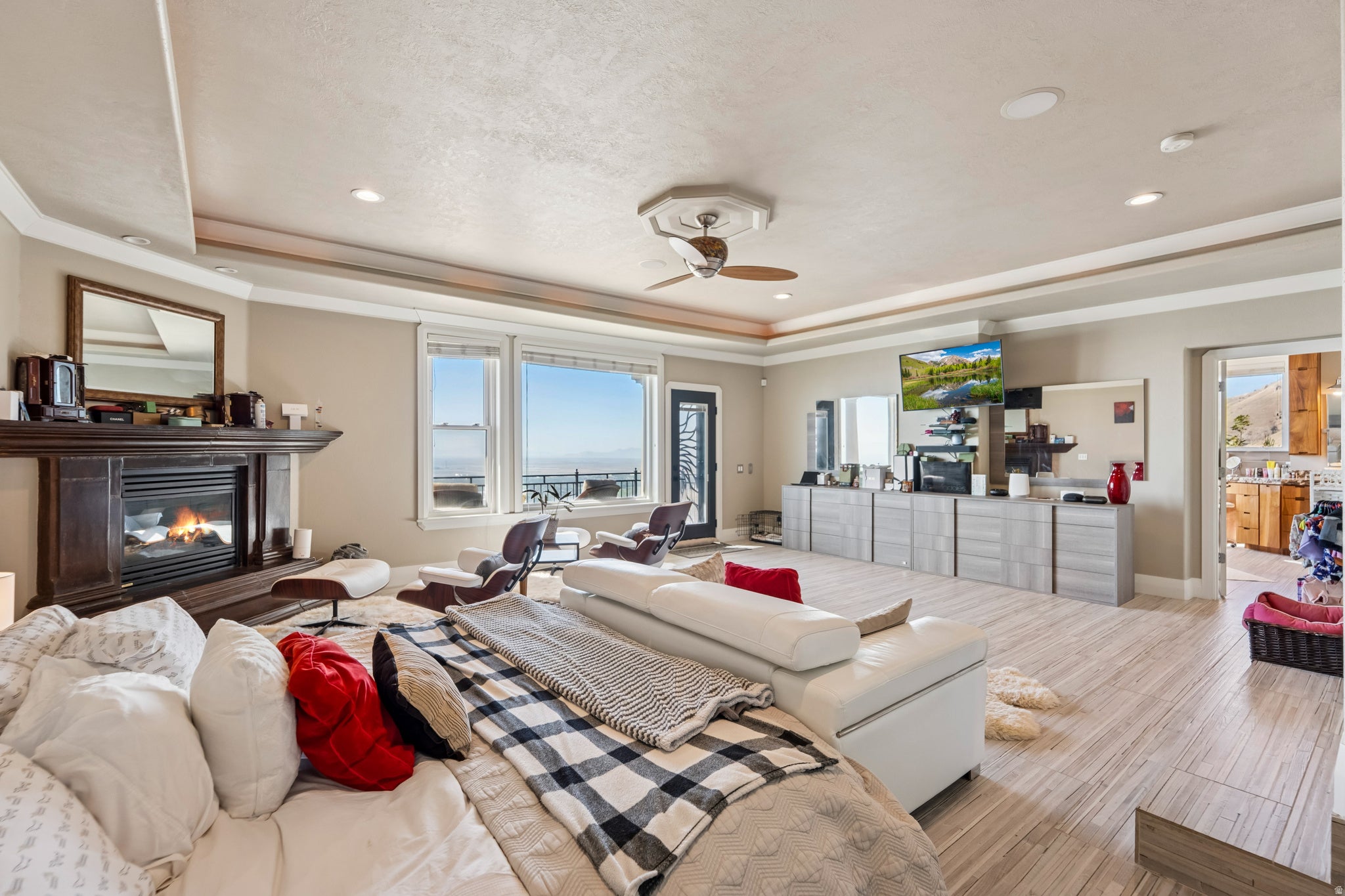 Salt Lake City, Utah, 84103, United States, 5 Bedrooms Bedrooms, ,4 BathroomsBathrooms,Residential,Active,2042745