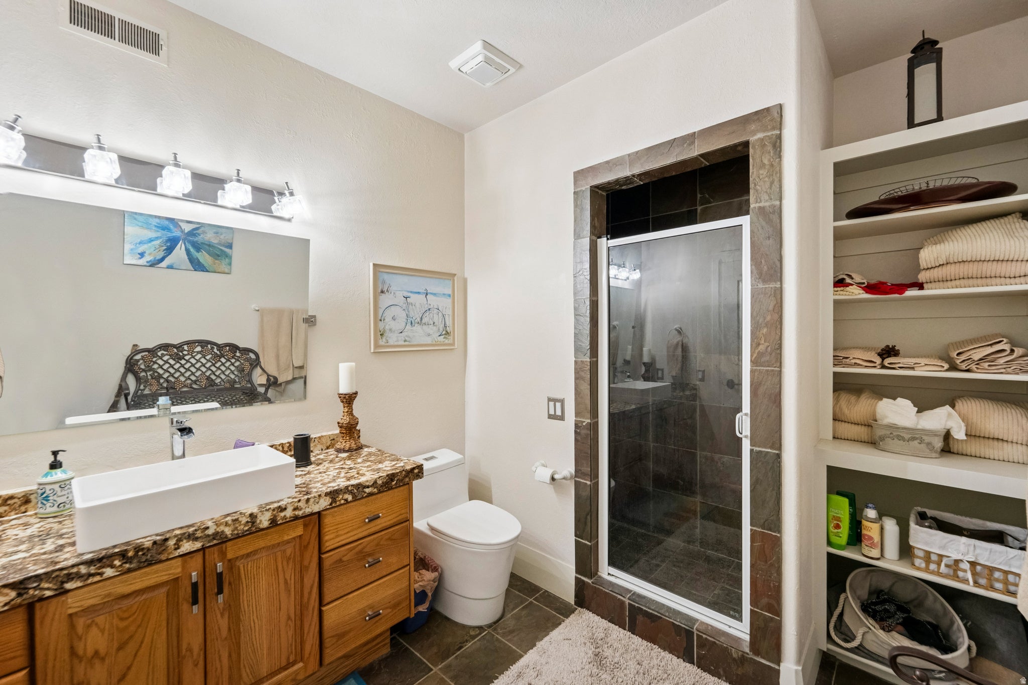 Salt Lake City, Utah, 84103, United States, 5 Bedrooms Bedrooms, ,4 BathroomsBathrooms,Residential,Active,2042745