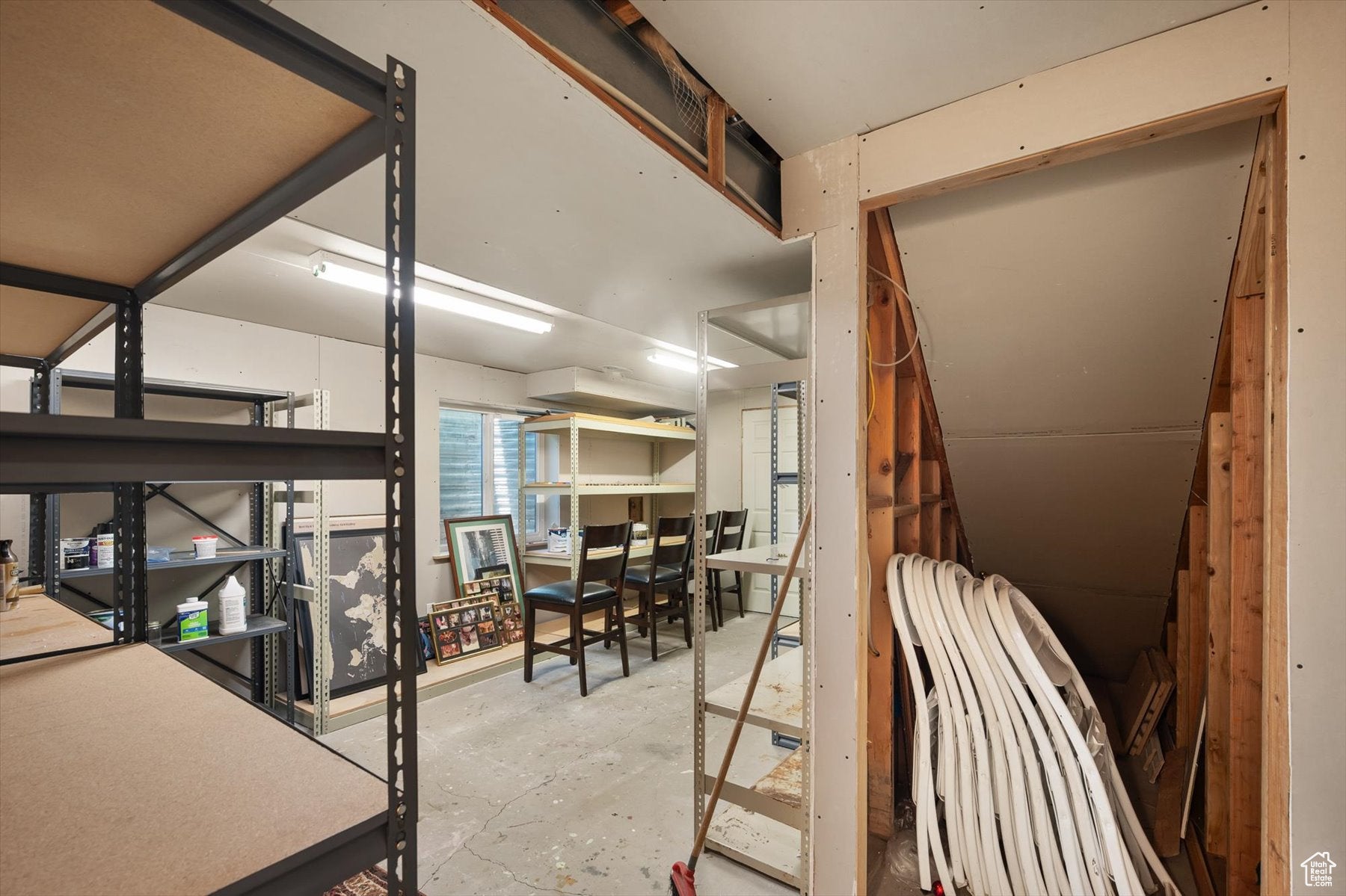 Cottonwood Heights, Utah, 84121, United States, 6 Bedrooms Bedrooms, ,3 BathroomsBathrooms,Residential,Active,1964287