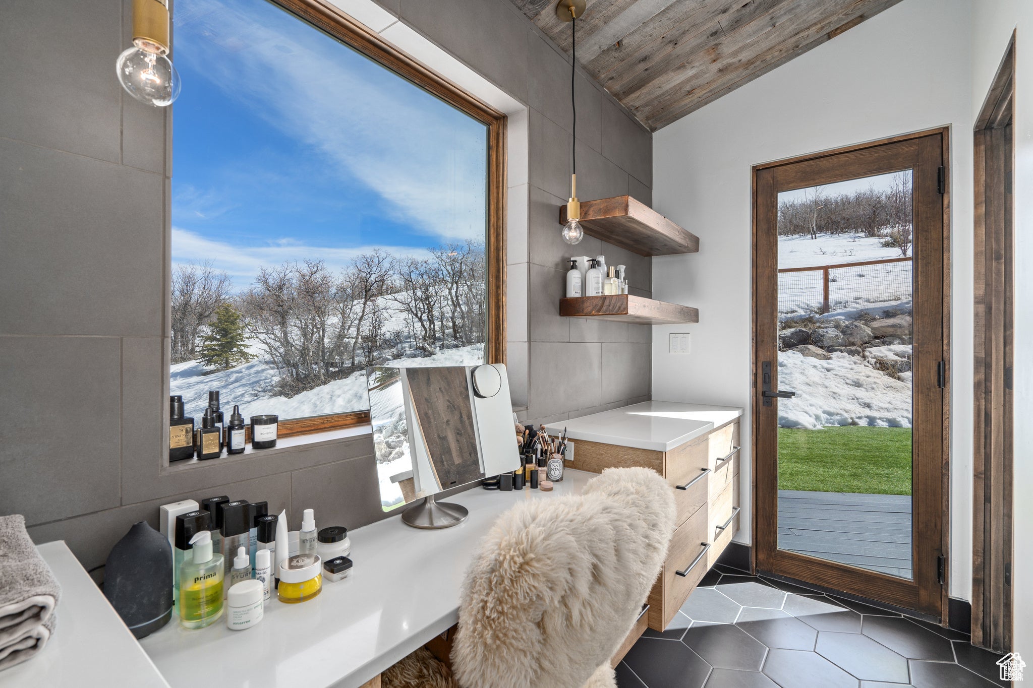 Heber City, Utah, 84032, United States, 2 Bedrooms Bedrooms, ,3 BathroomsBathrooms,Residential,Active,1753984