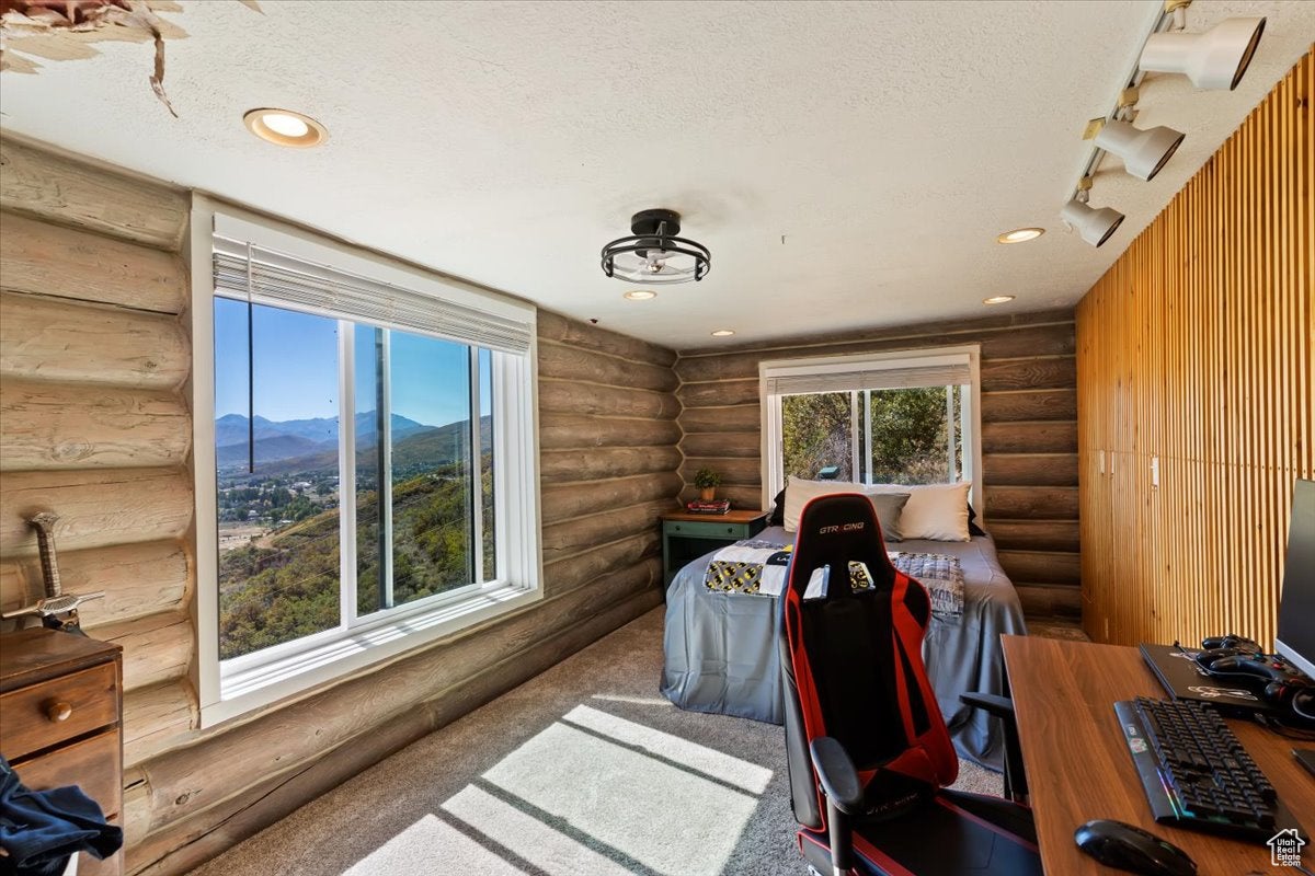 Midway, Utah, 84049, United States, 5 Bedrooms Bedrooms, ,3 BathroomsBathrooms,Residential,Active,1952631