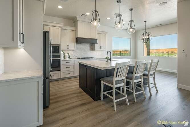 Hurricane, Utah, 84737, United States, 4 Bedrooms Bedrooms, ,3 BathroomsBathrooms,Residential,Active,1820807