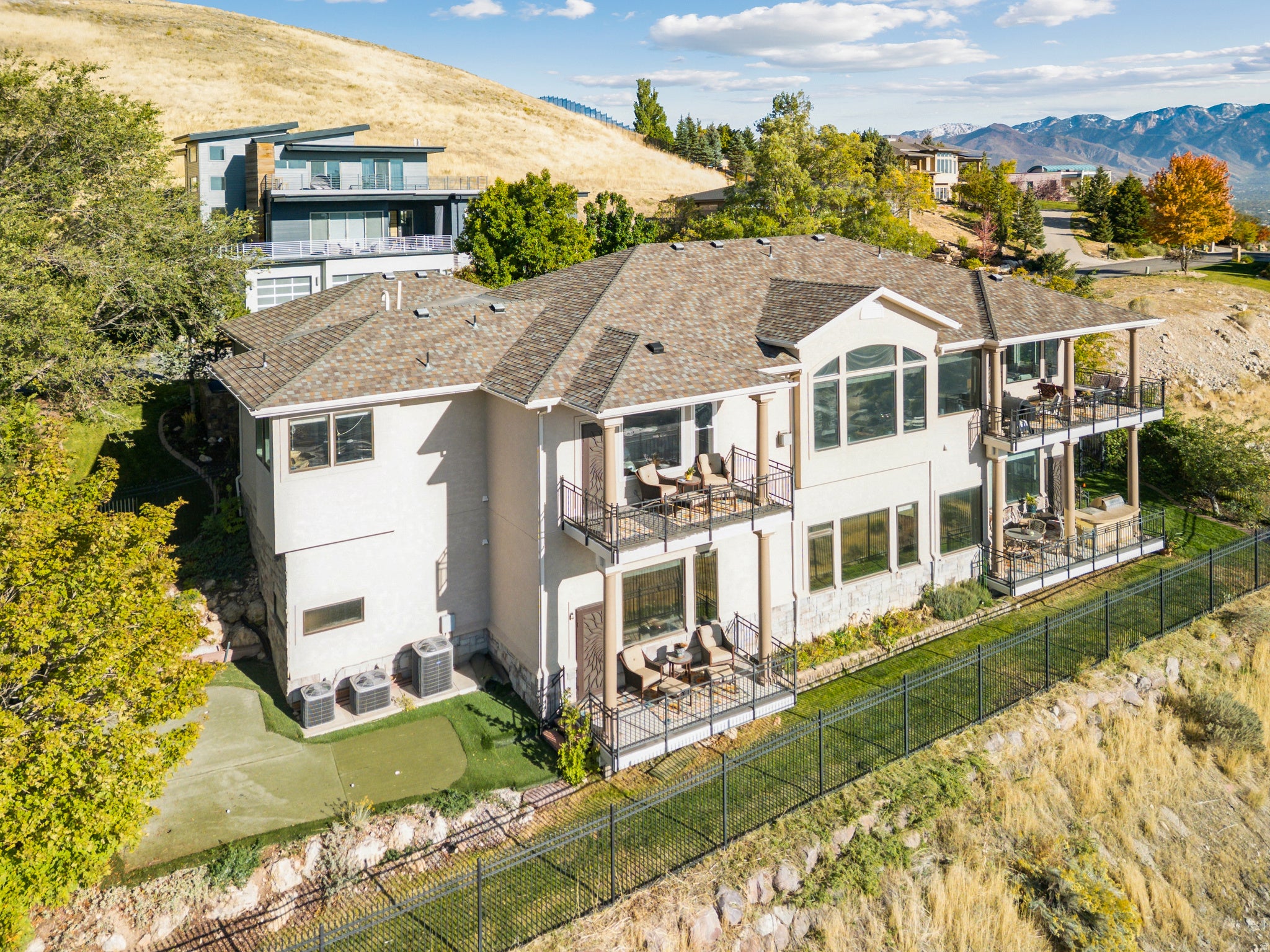 Salt Lake City, Utah, 84103, United States, 5 Bedrooms Bedrooms, ,4 BathroomsBathrooms,Residential,Active,2042745