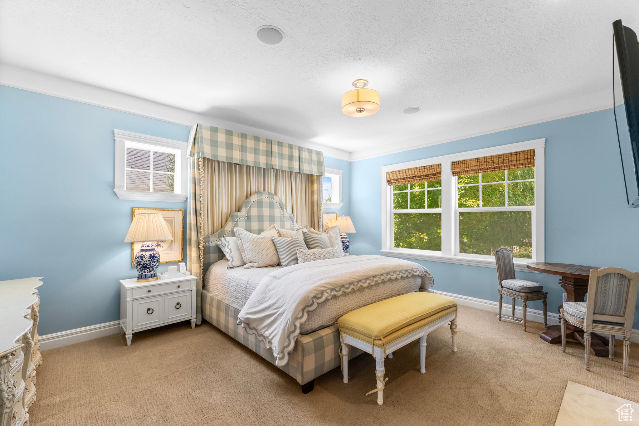 Farmington, Utah, 84025, United States, 6 Bedrooms Bedrooms, ,5 BathroomsBathrooms,Residential,Active,1853229